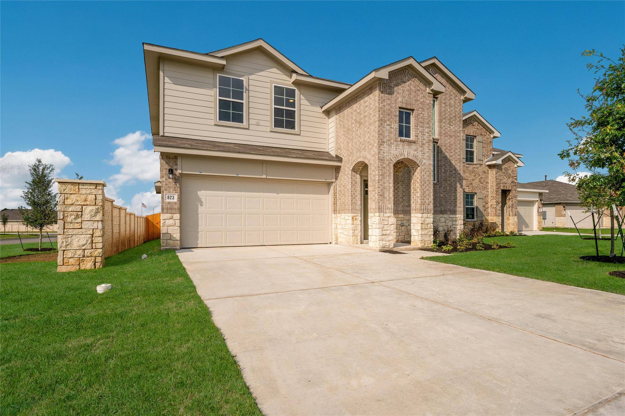 145 Juan Cordona DR, Buda, TX 78610