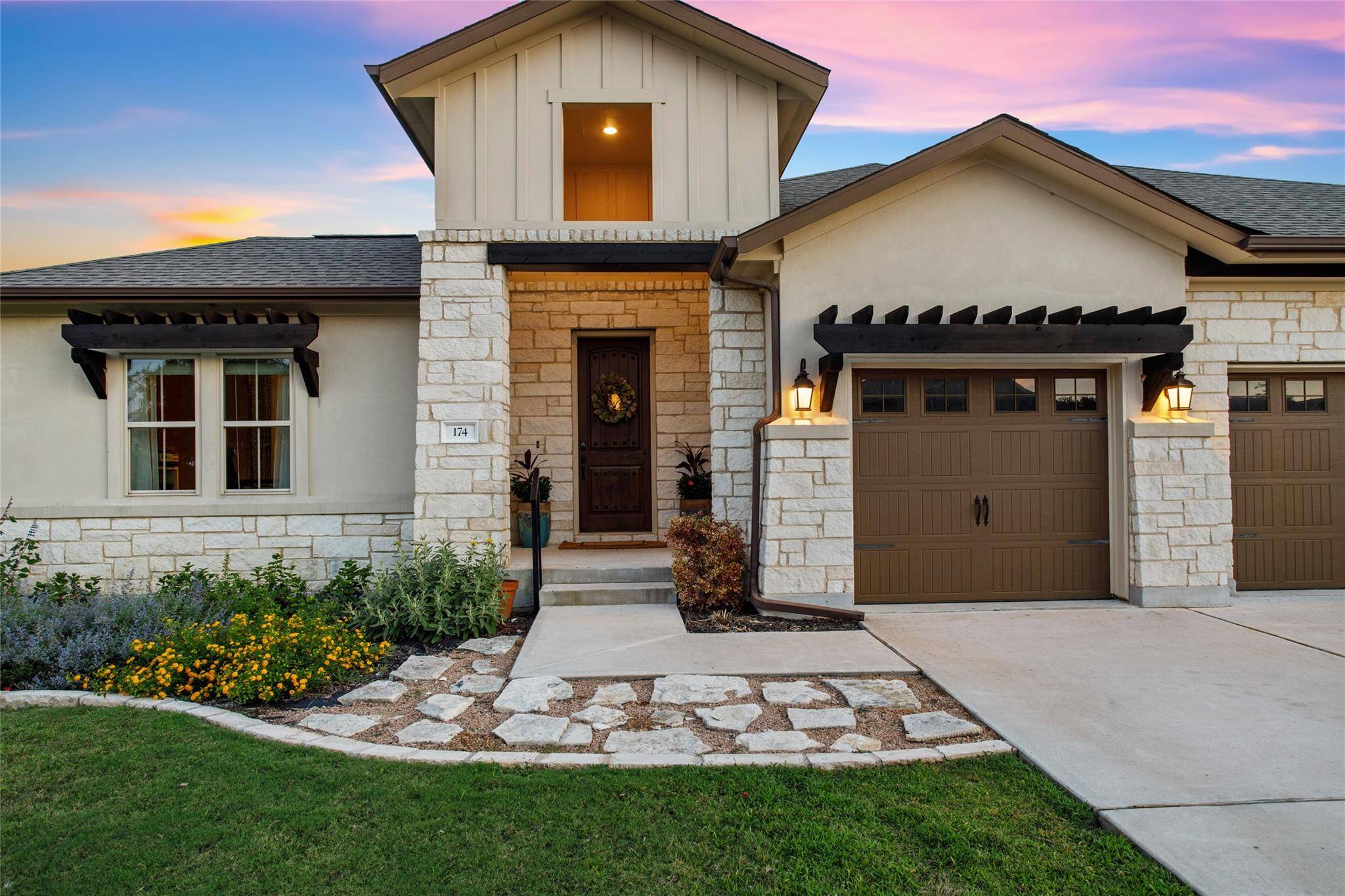 174 Challis CT, Austin, TX 78737