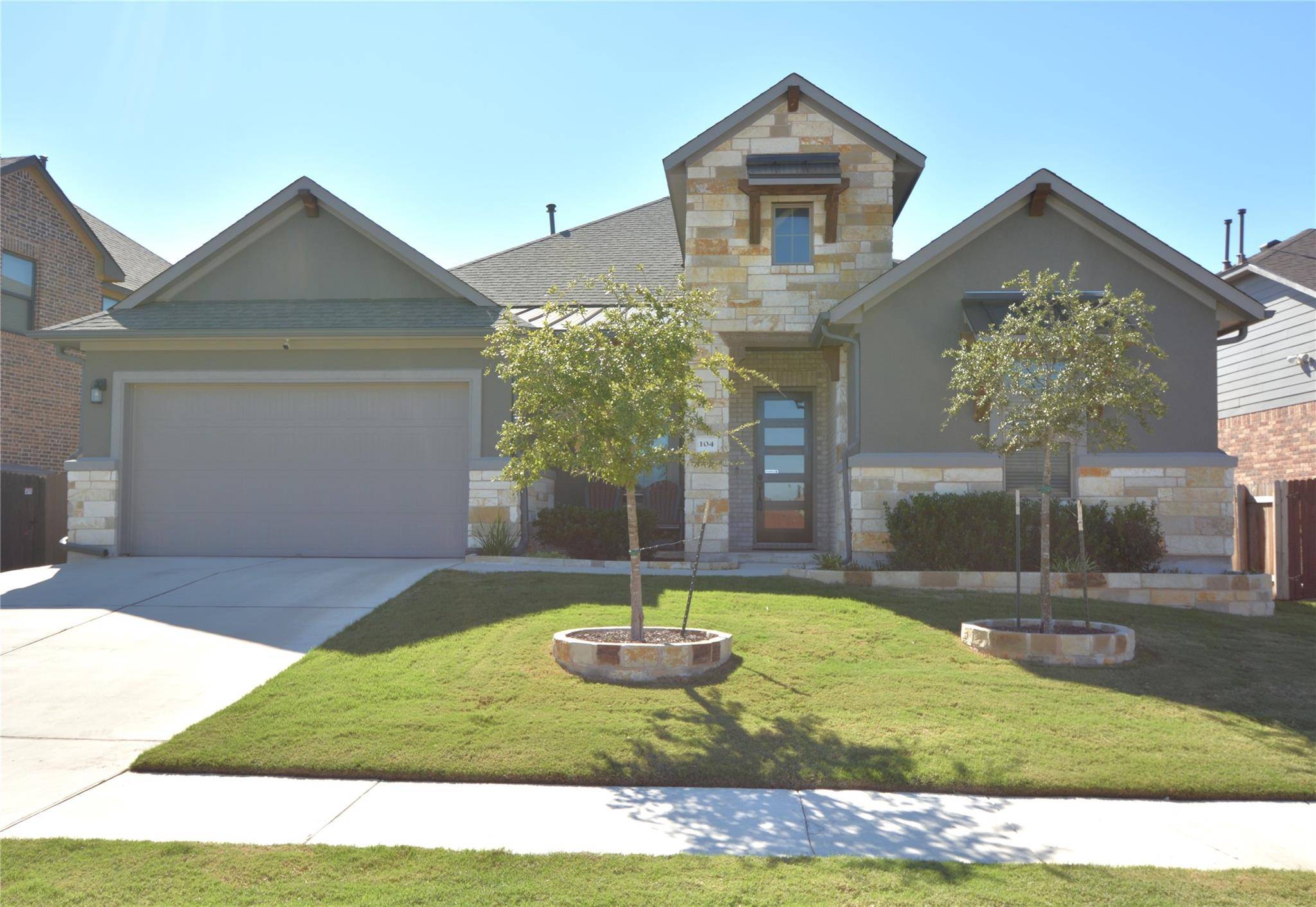 104 MILLARD ST, Georgetown, TX 78628