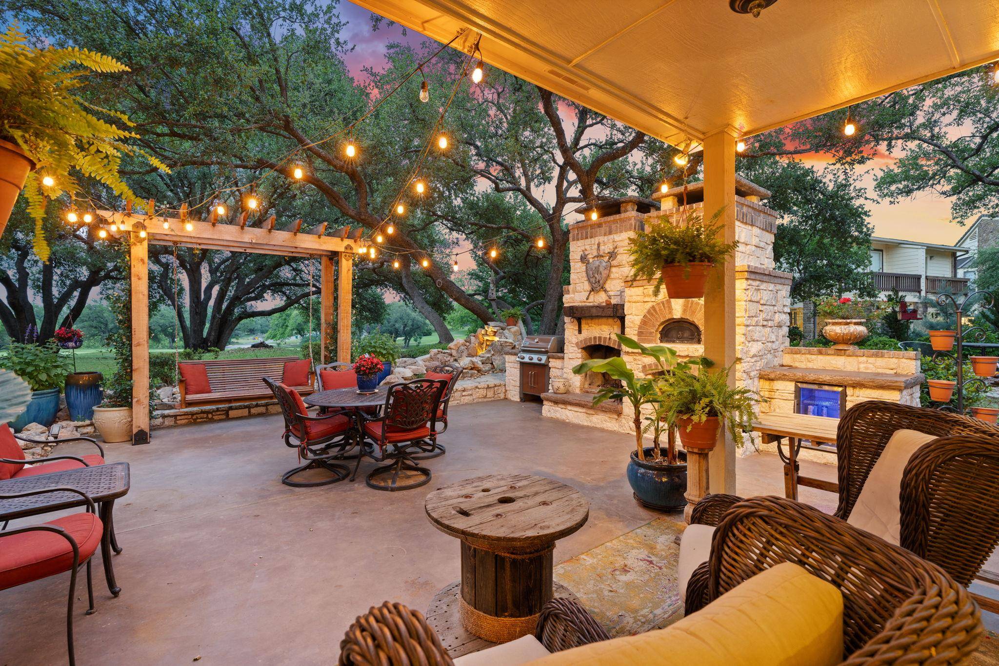 109 Lost SPUR, Horseshoe Bay, TX 78657