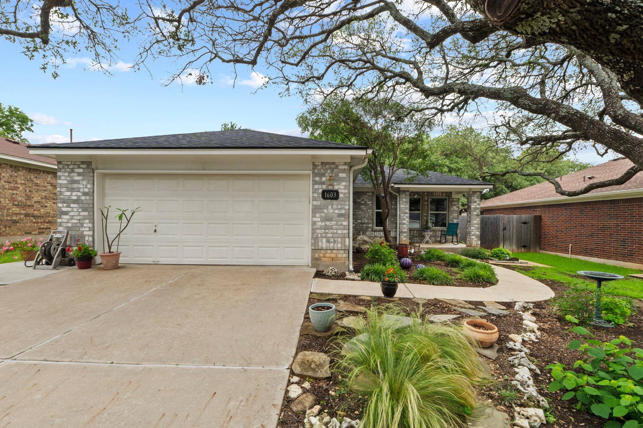 1603 Carriage Hills TRL, Cedar Park, TX 78613