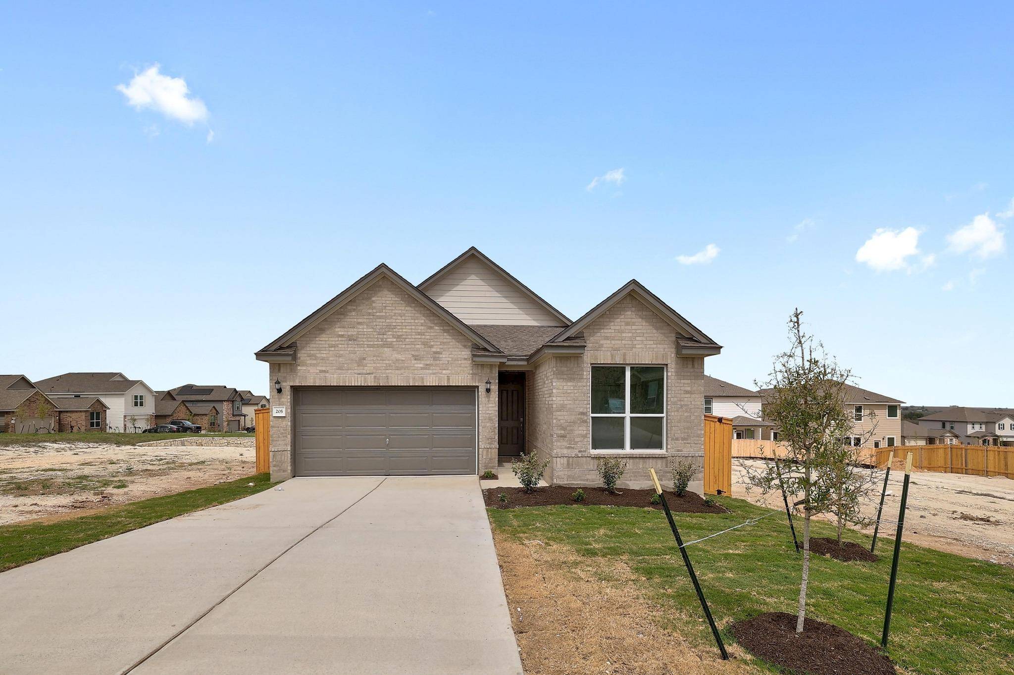 205 Robert Hightower DR, Jarrell, TX 76537