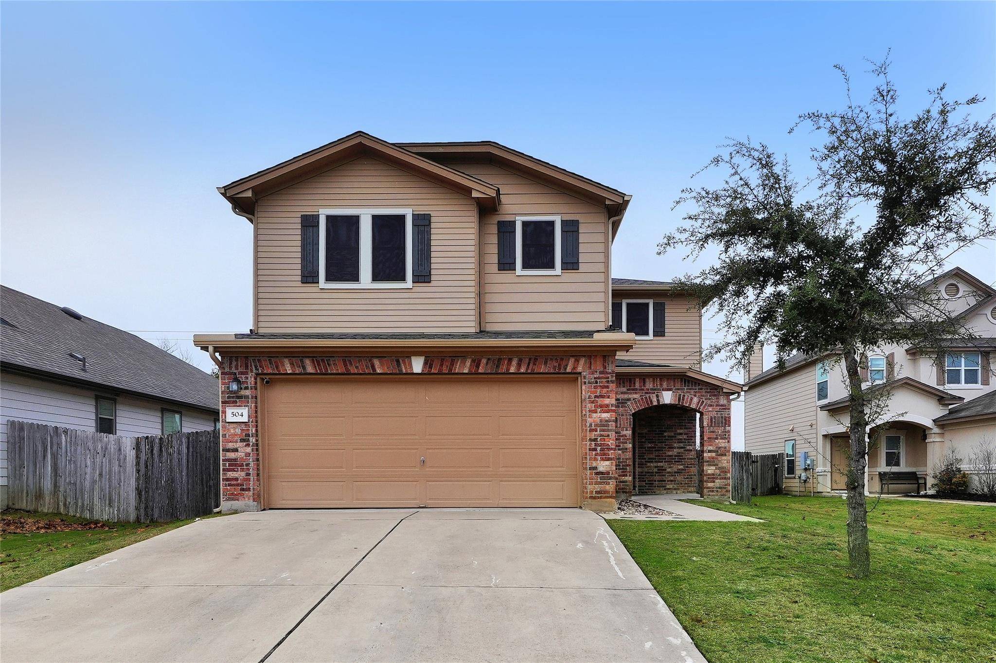 504 Estes PARK, Taylor, TX 76574
