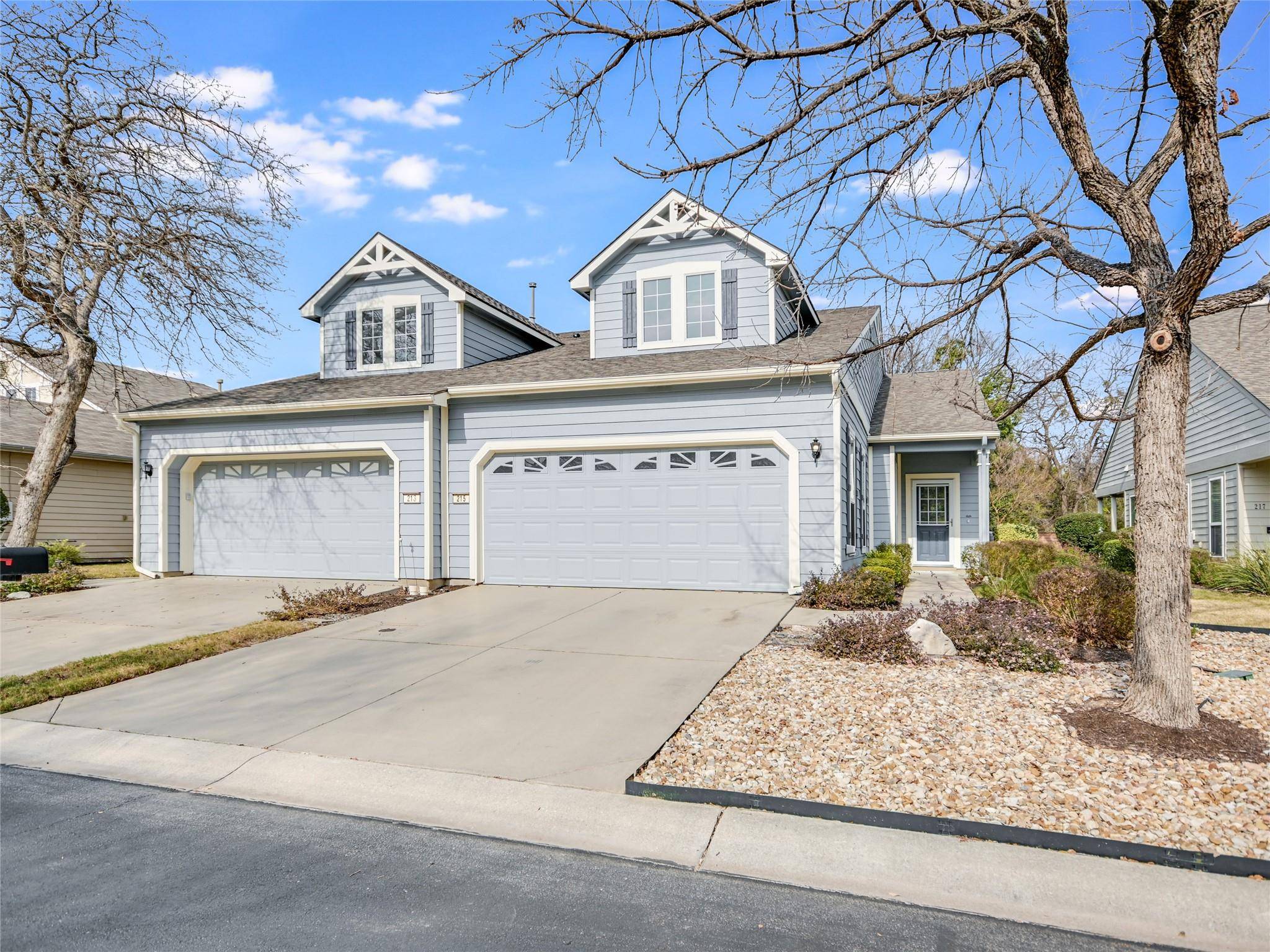 215 Essex LN, Georgetown, TX 78633