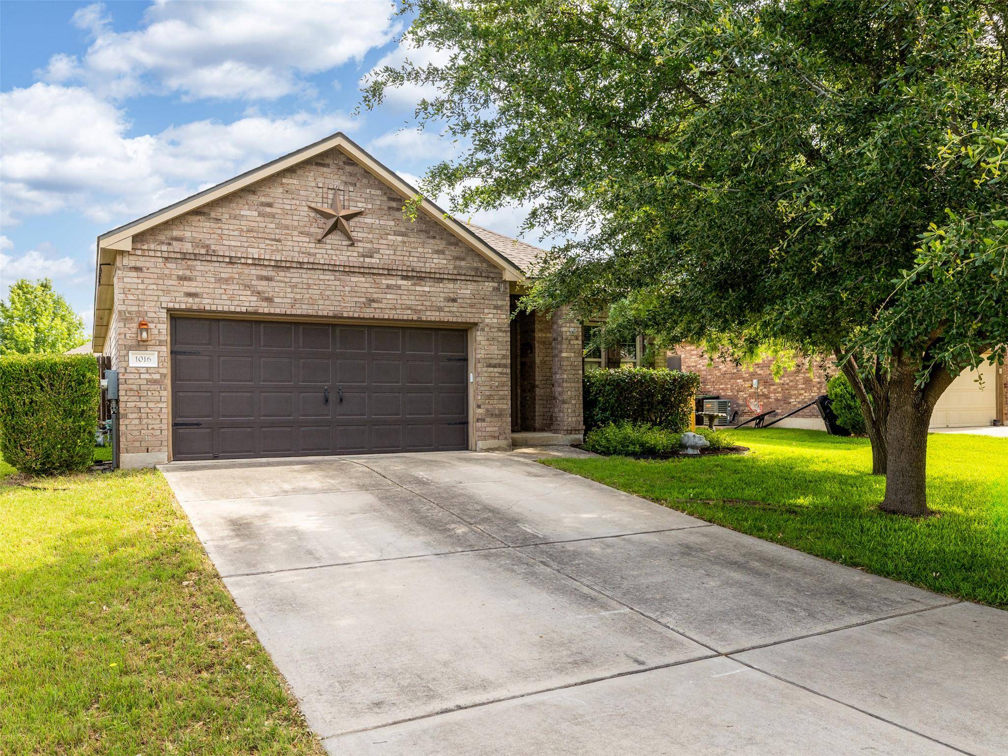 1016 Hondo LN, Hutto, TX 78634