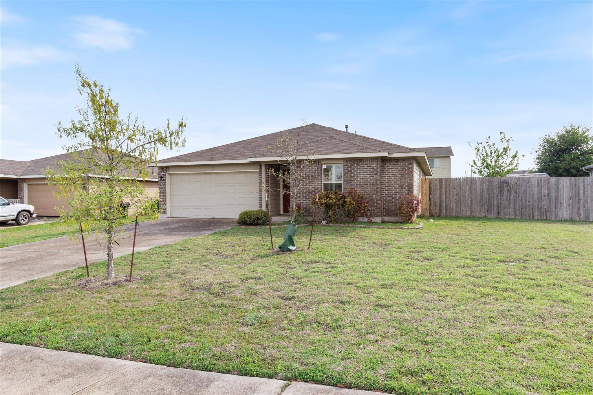109 Savoy CV, Kyle, TX 78640
