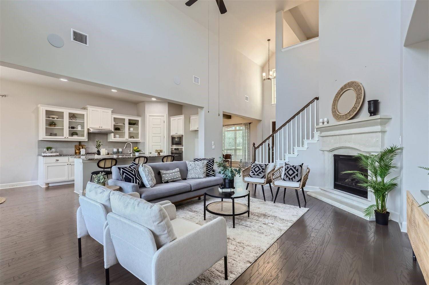 15401 La Catania WAY, Bee Cave, TX 78738