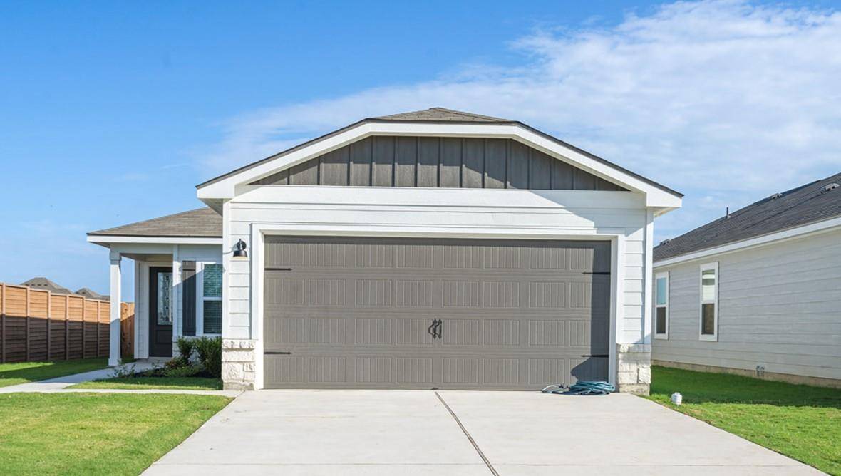 140 Wirepass CRST, Jarrell, TX 76537