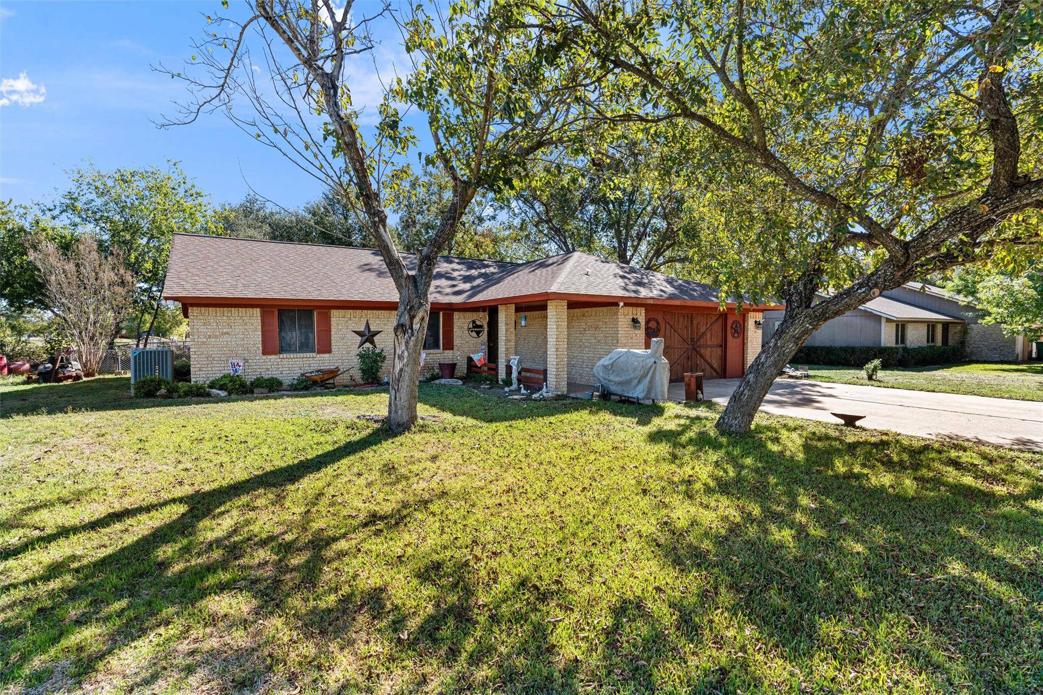 106 Frederick LN, Thorndale, TX 76577