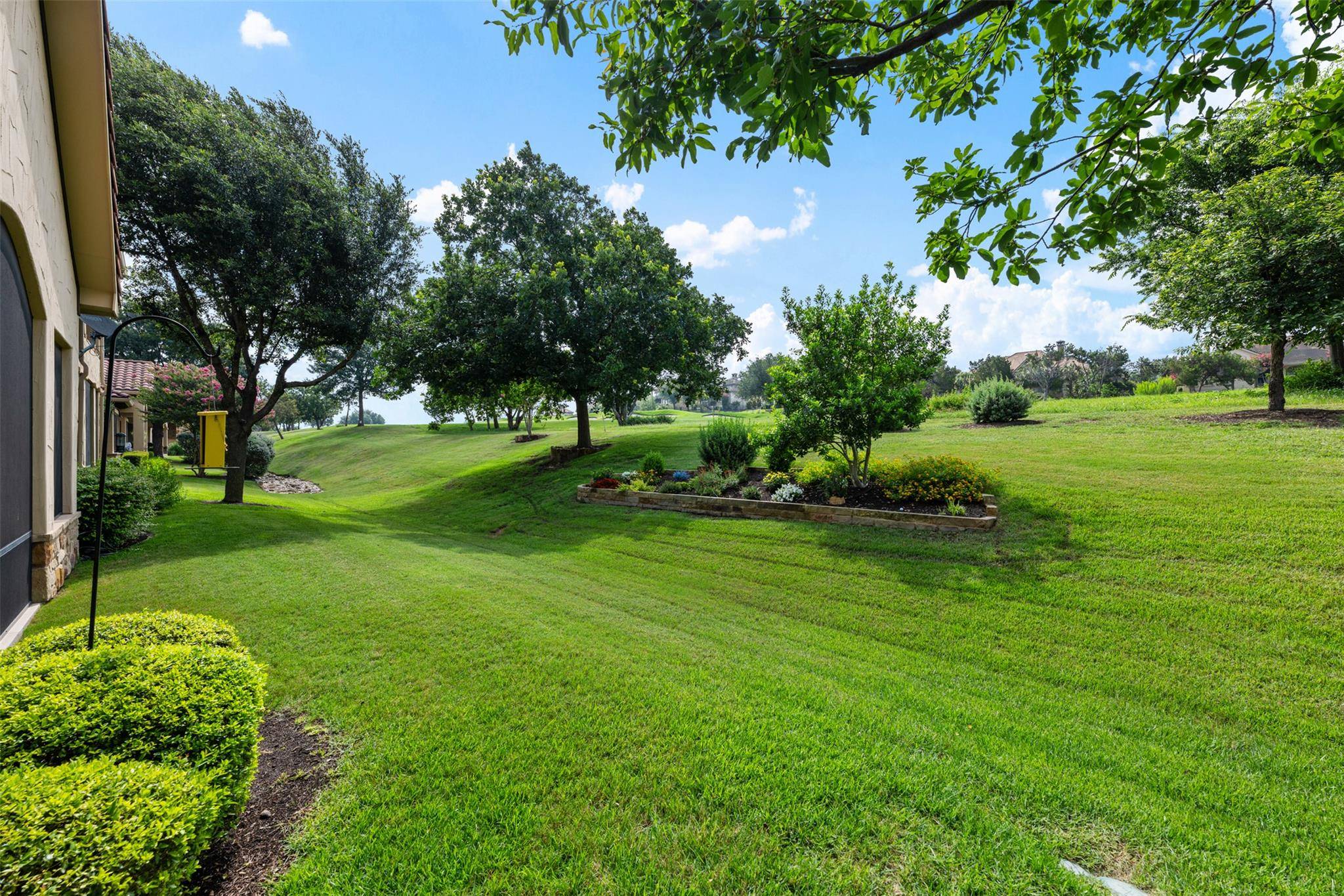 12 Borello DR #12, Austin, TX 78738