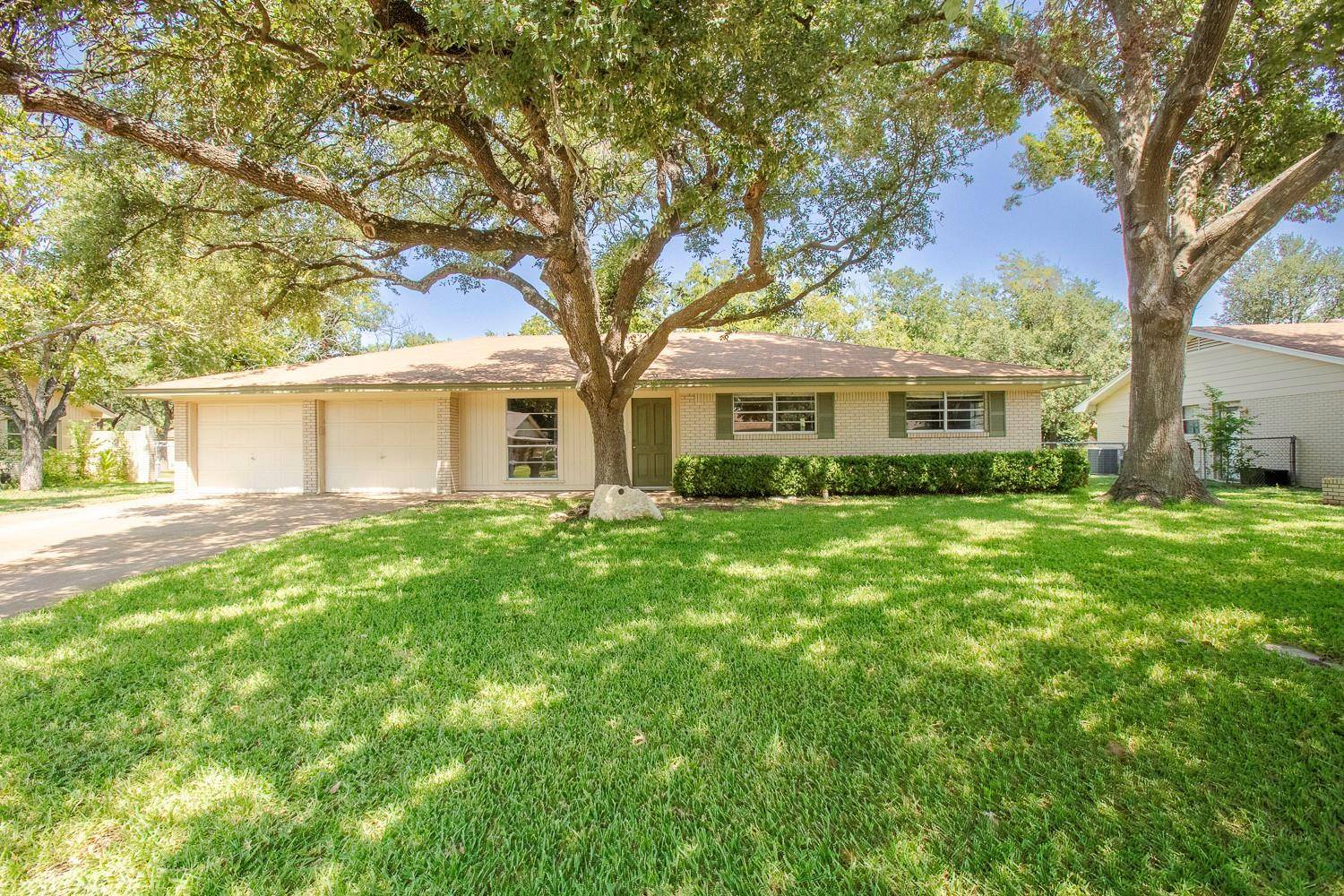 3502 Chisholm TRL, Temple, TX 76504