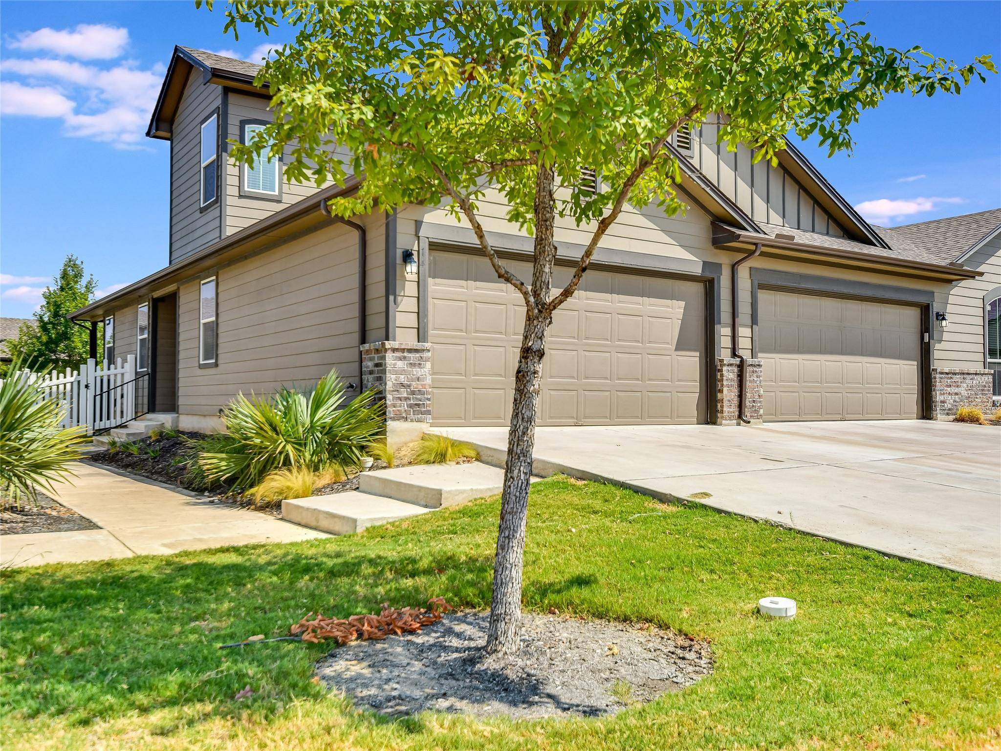 1701 Logan DR #14, Round Rock, TX 78664