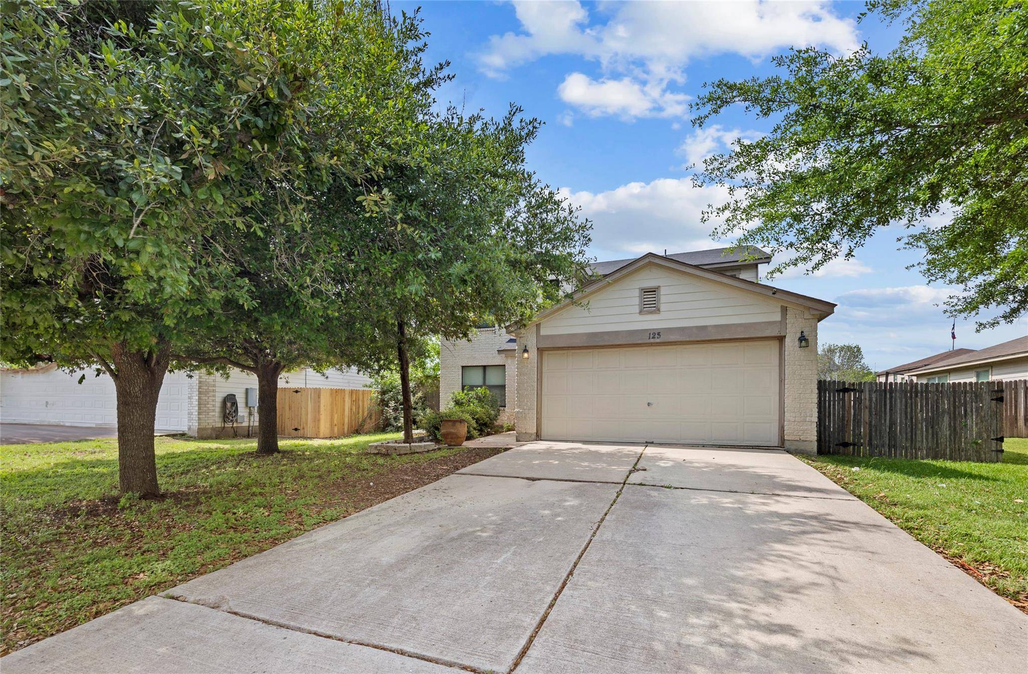 123 Retama, Kyle, TX 78640