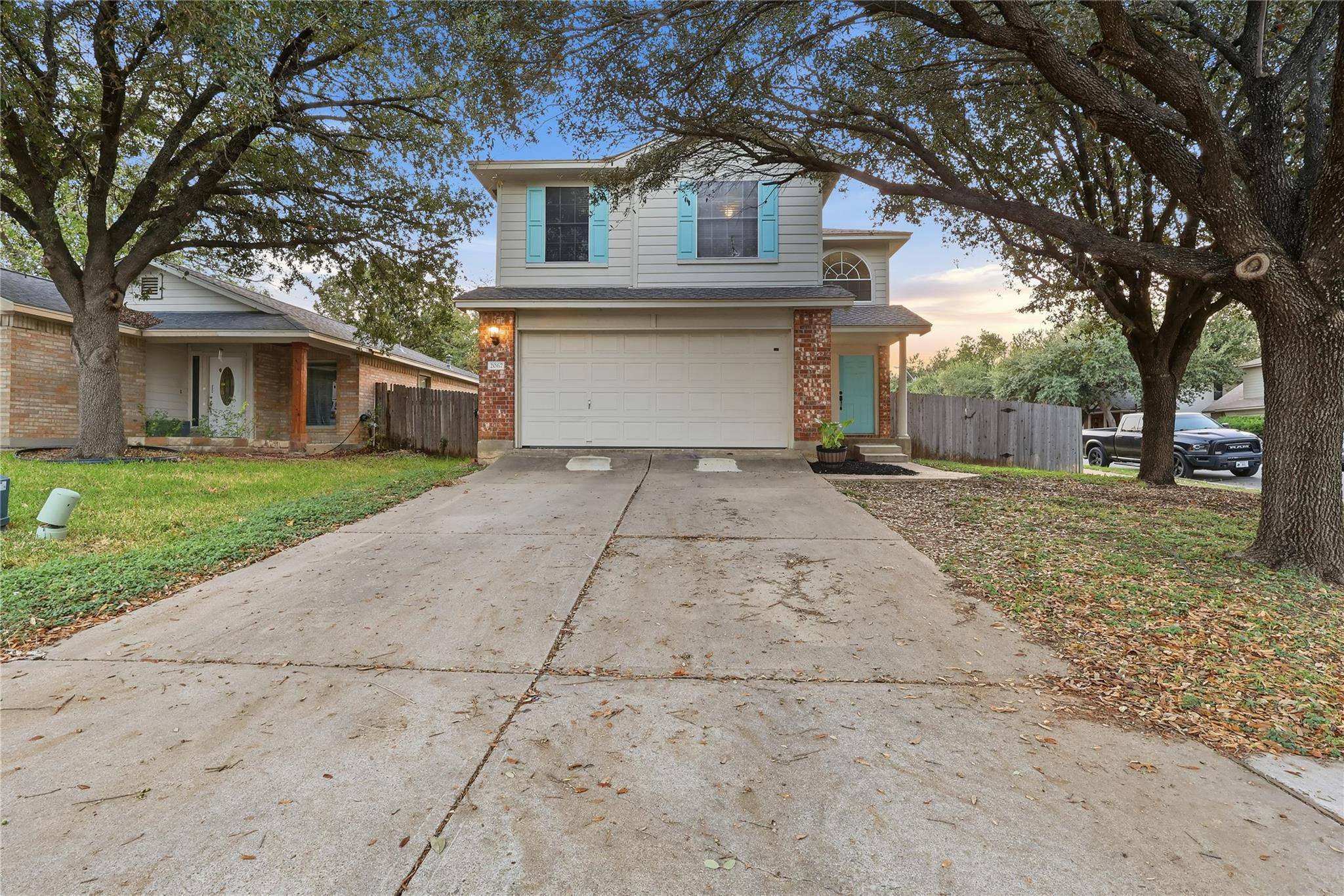 2067 Buckley LN, Round Rock, TX 78664
