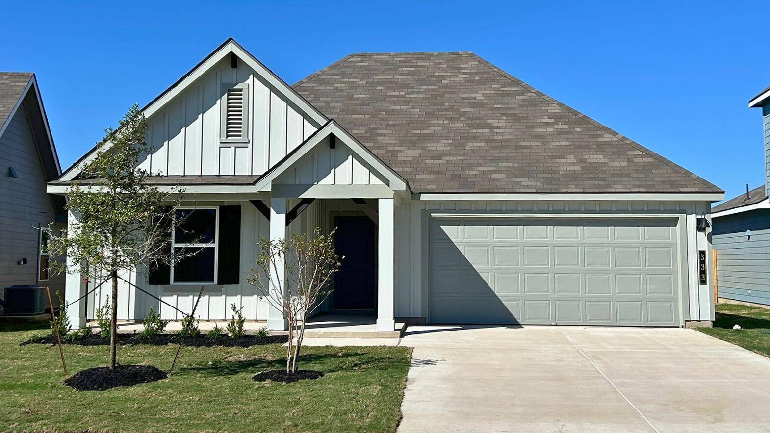 333 Doss DR, Rockdale, TX 76567