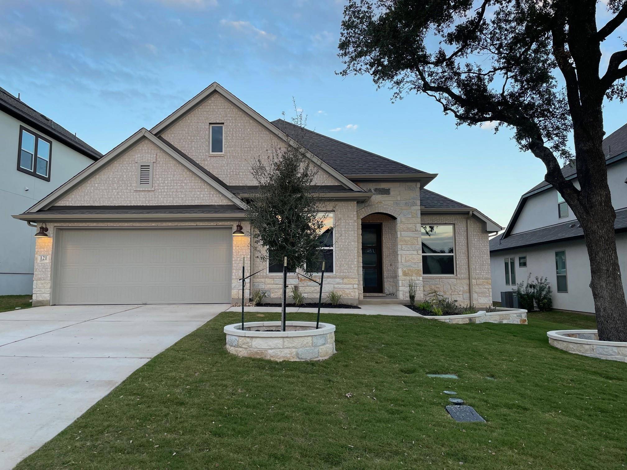 121 Strawberry LN, Georgetown, TX 78628
