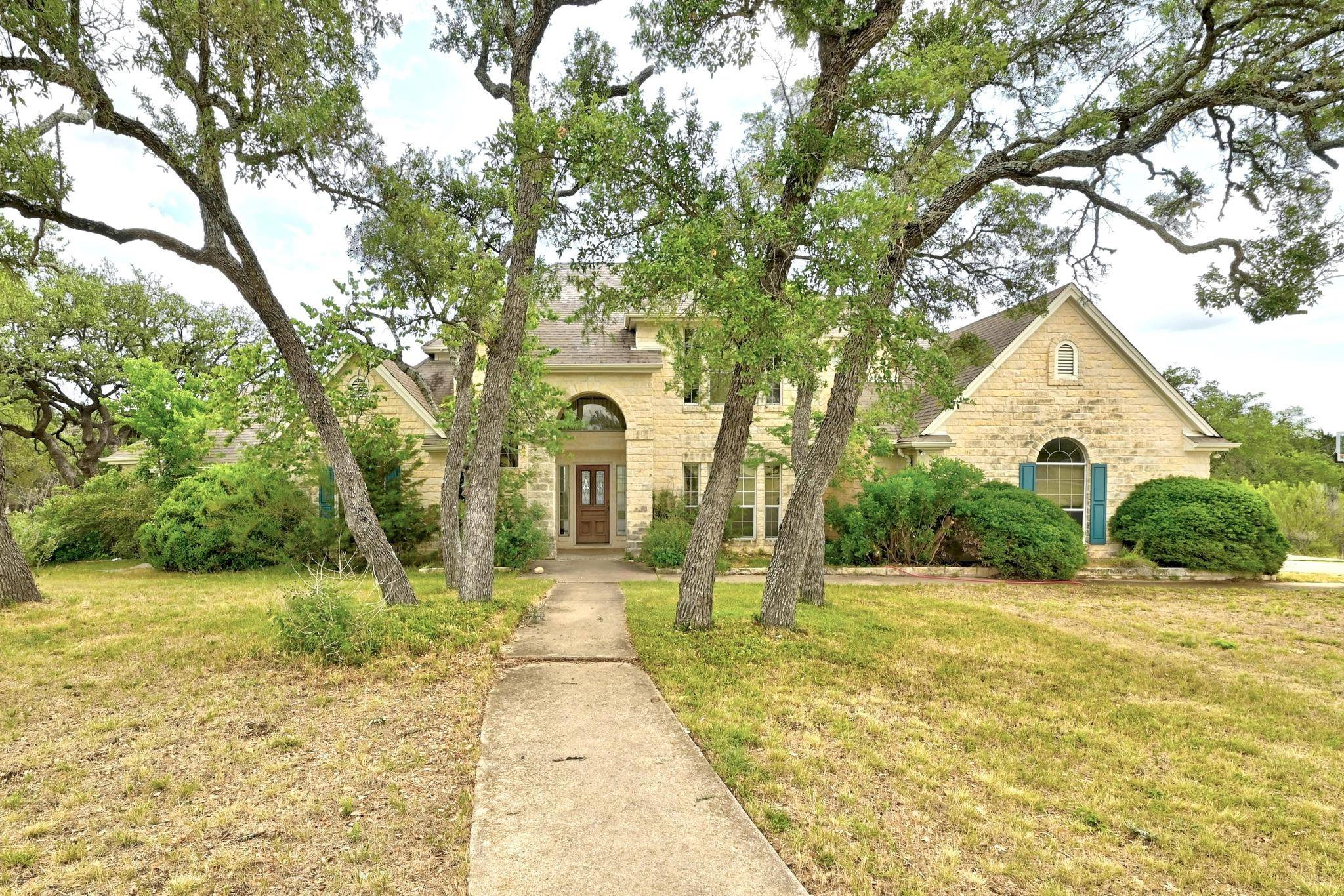 3 Coach House RD, Austin, TX 78737