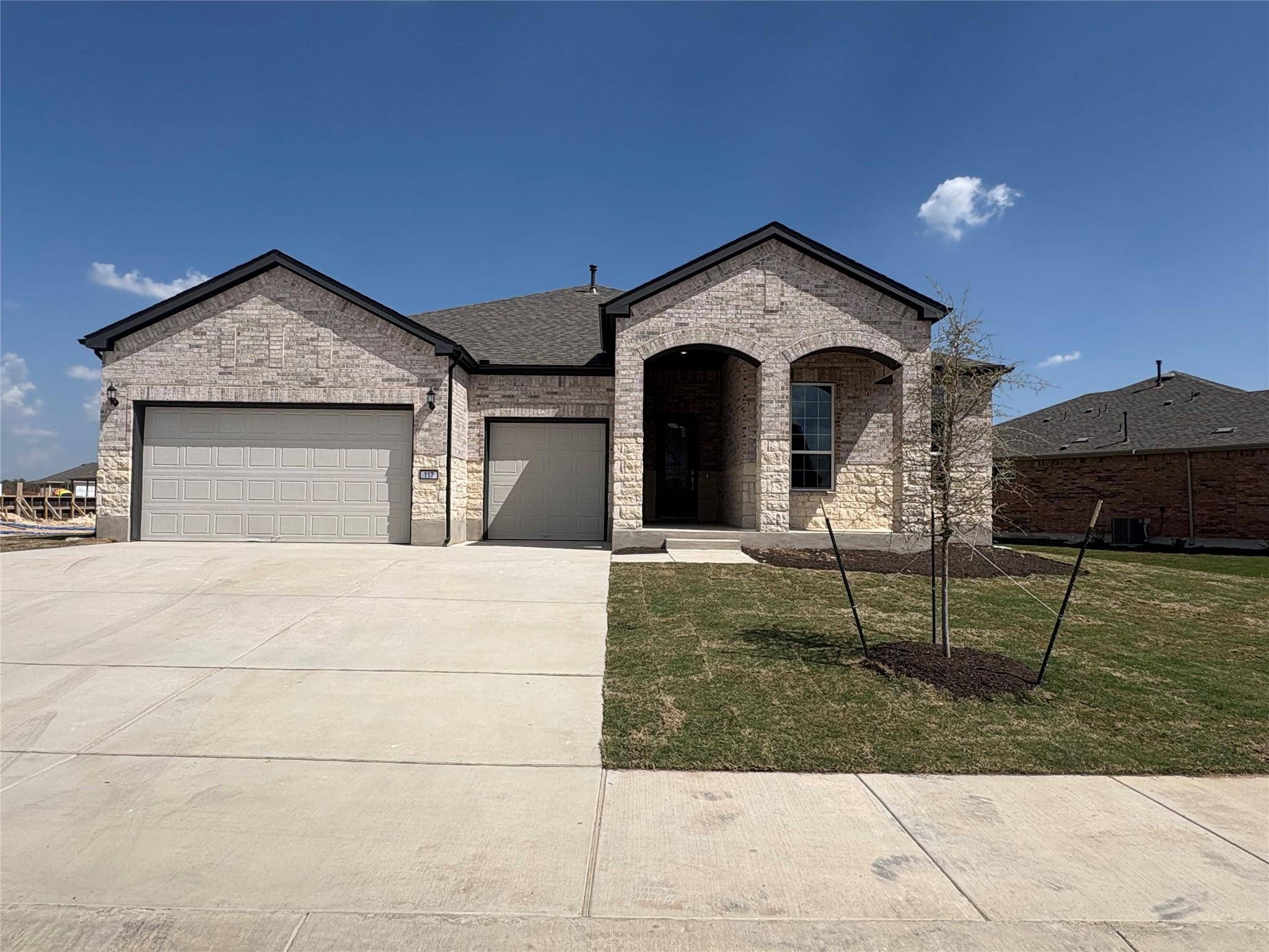 117 Diamond Point RD, Georgetown, TX 78633