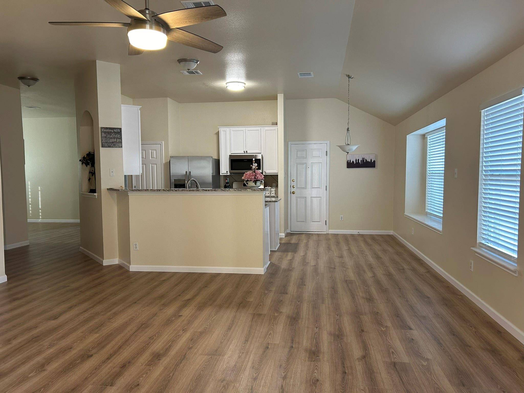 2028 Rachel LN, Round Rock, TX 78664