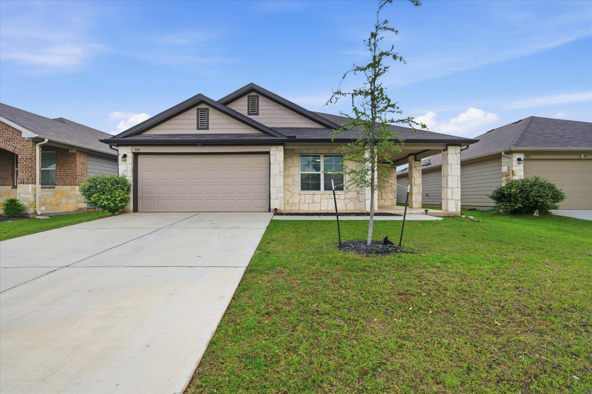 105 Krause Springs DR, Hutto, TX 78634