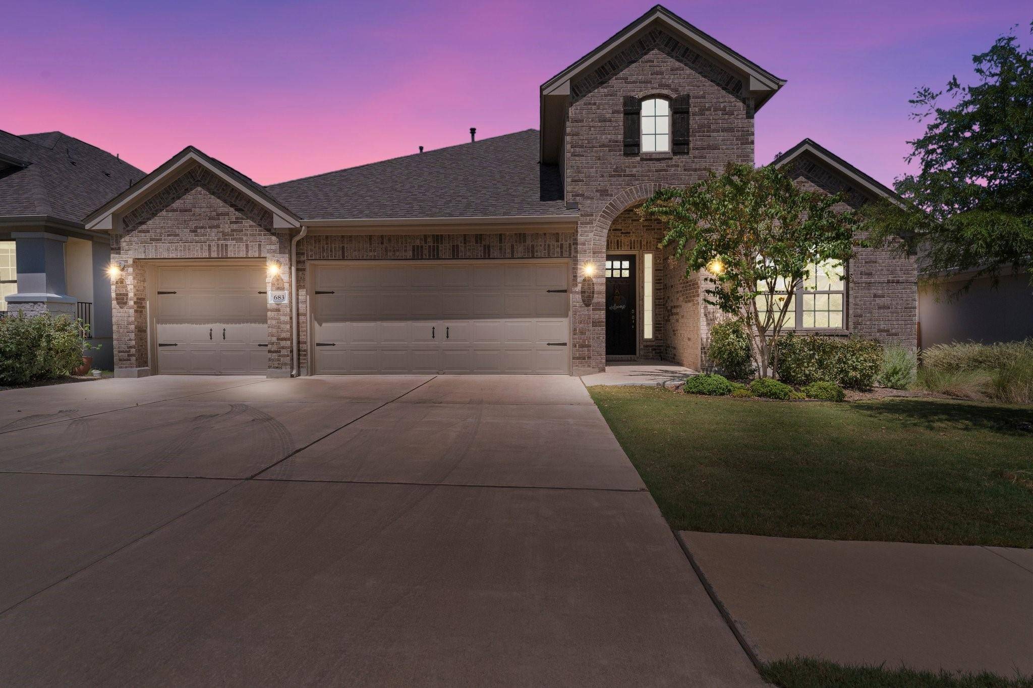 683 Founders RDG, Dripping Springs, TX 78620