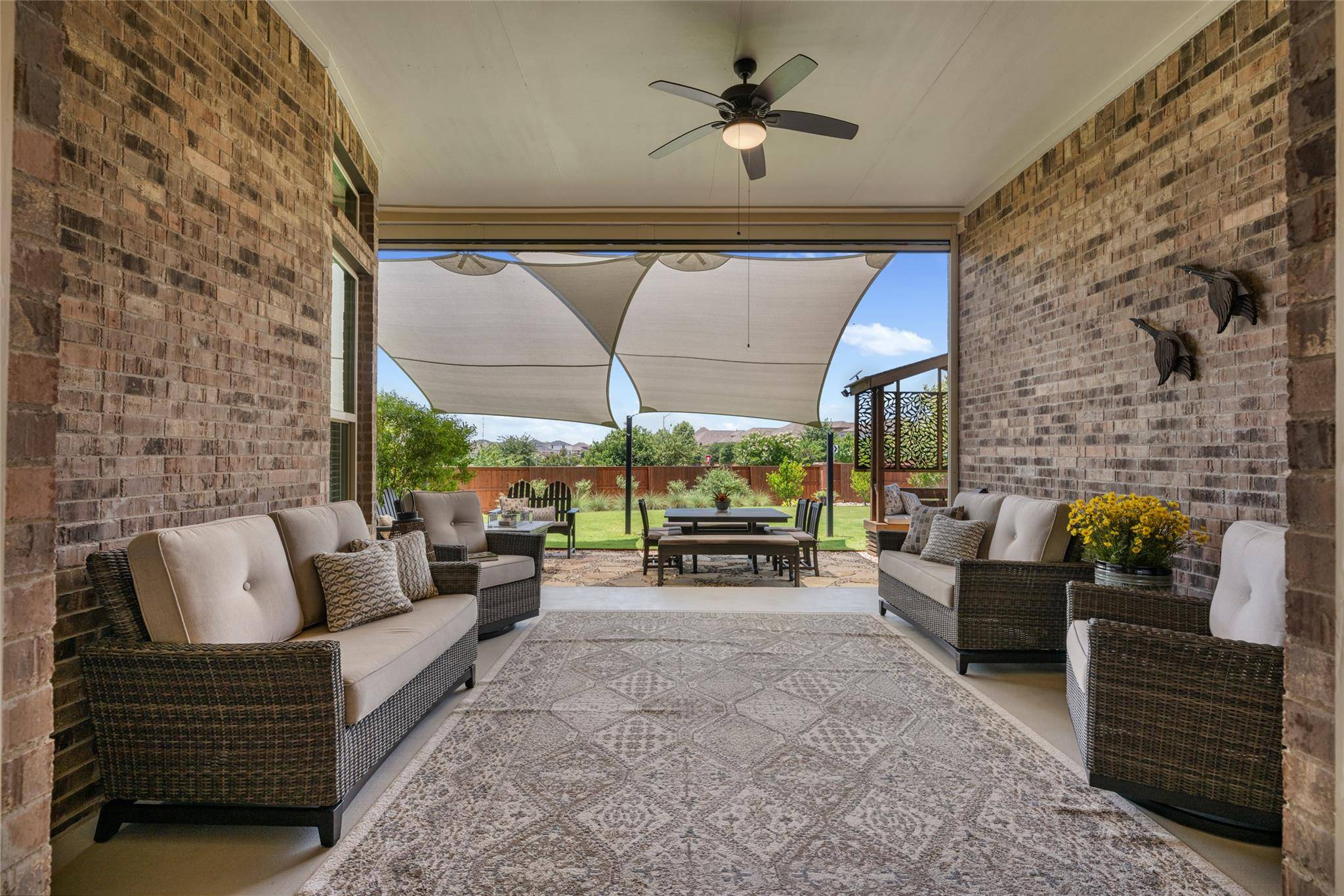 152 Baretta LOOP, Buda, TX 78610