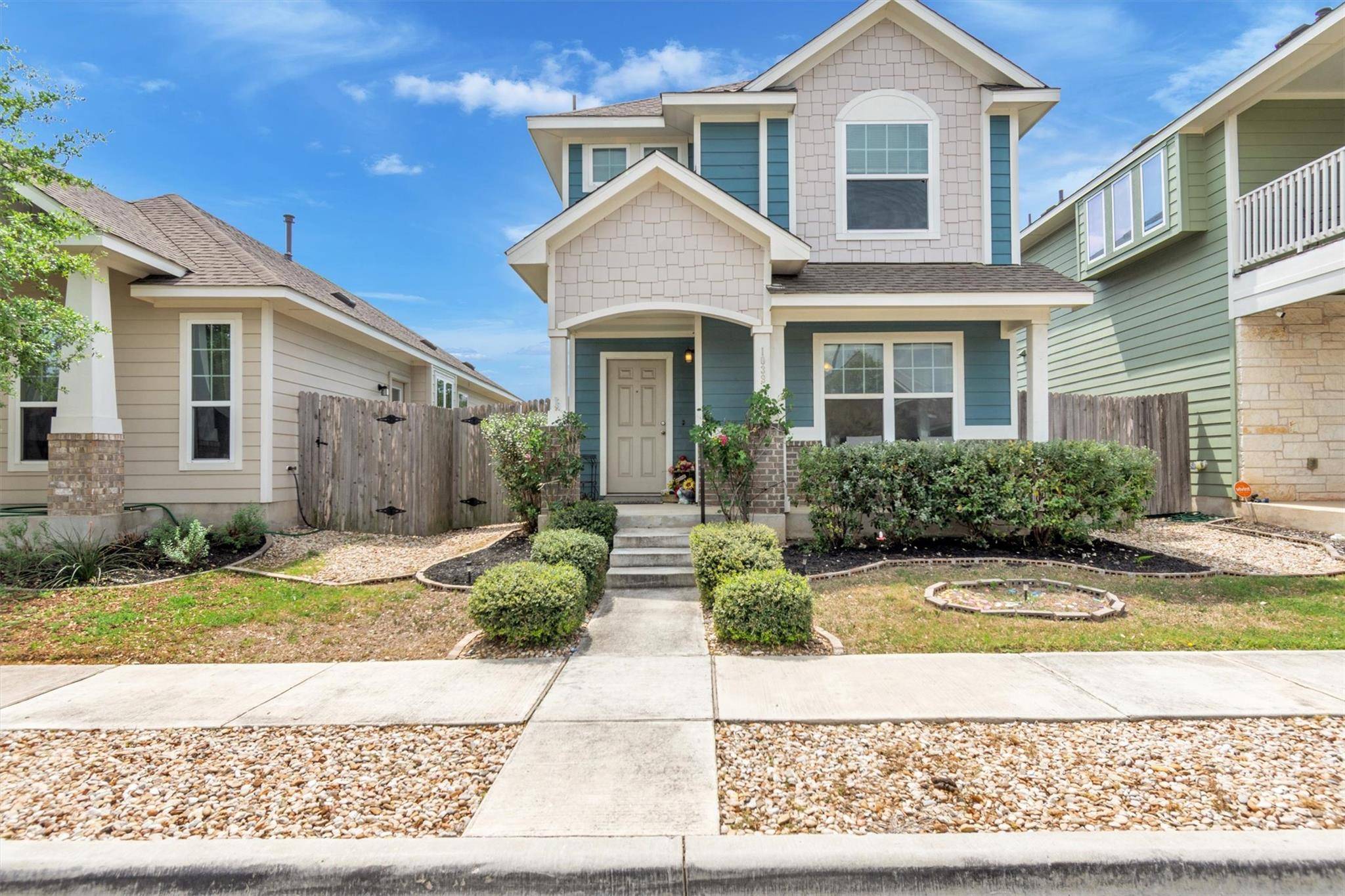 1039 Sand Post PL, San Marcos, TX 78666