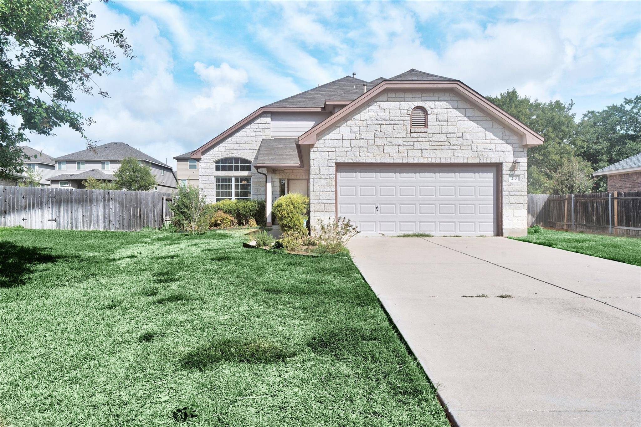 210 River Park LN, Georgetown, TX 78626