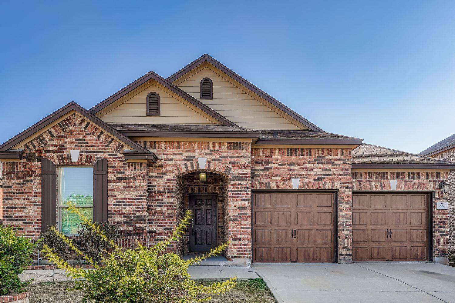901 Water Hyacinth LOOP, Leander, TX 78641