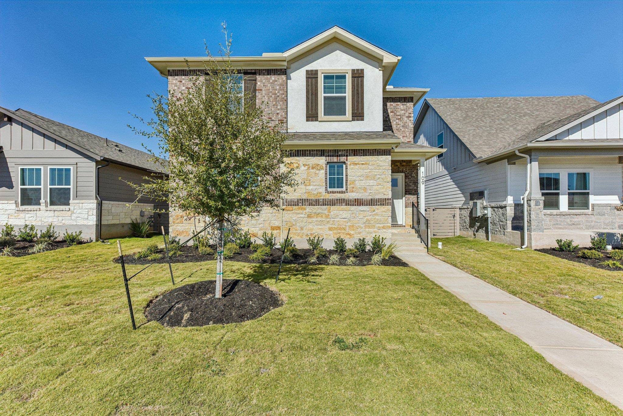 109 Rock Daisy TRL, Hutto, TX 78634