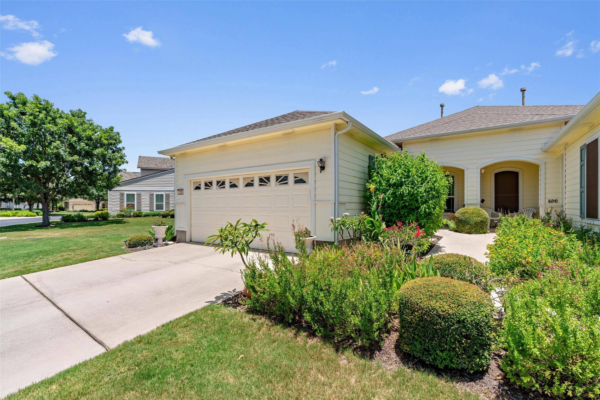 110 Essex LN, Georgetown, TX 78633