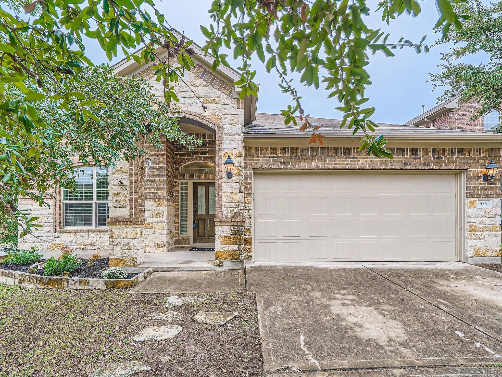 555 Sandstone TRL, Buda, TX 78610