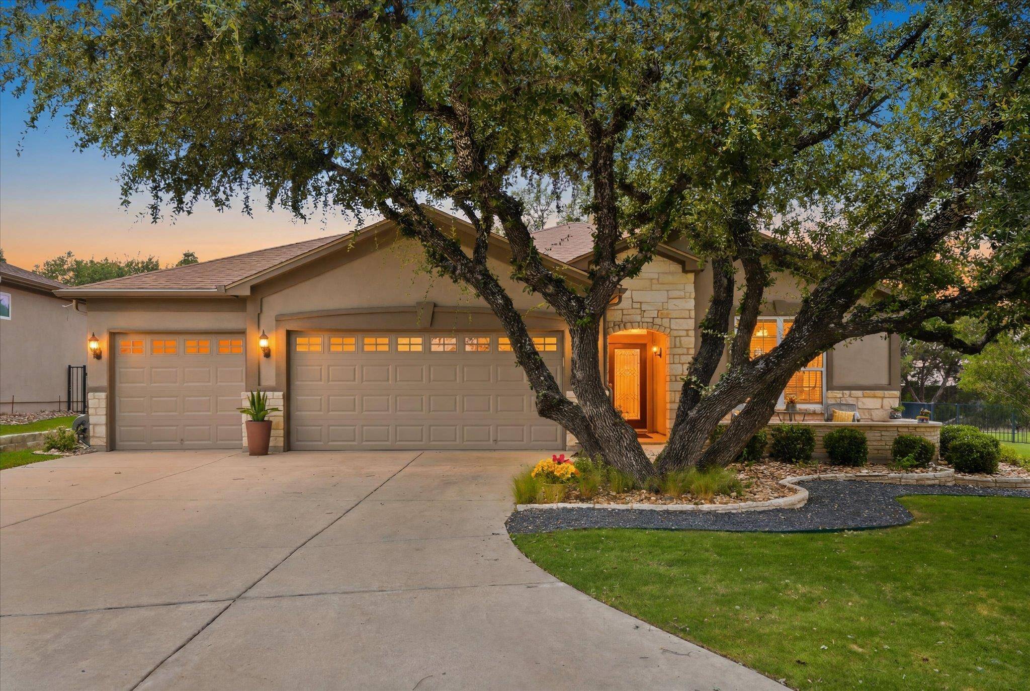 211 Prairie Creek TRL, Georgetown, TX 78633