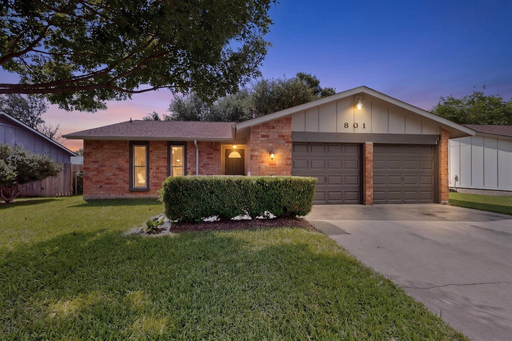 801 Pack Saddle PASS, Round Rock, TX 78681