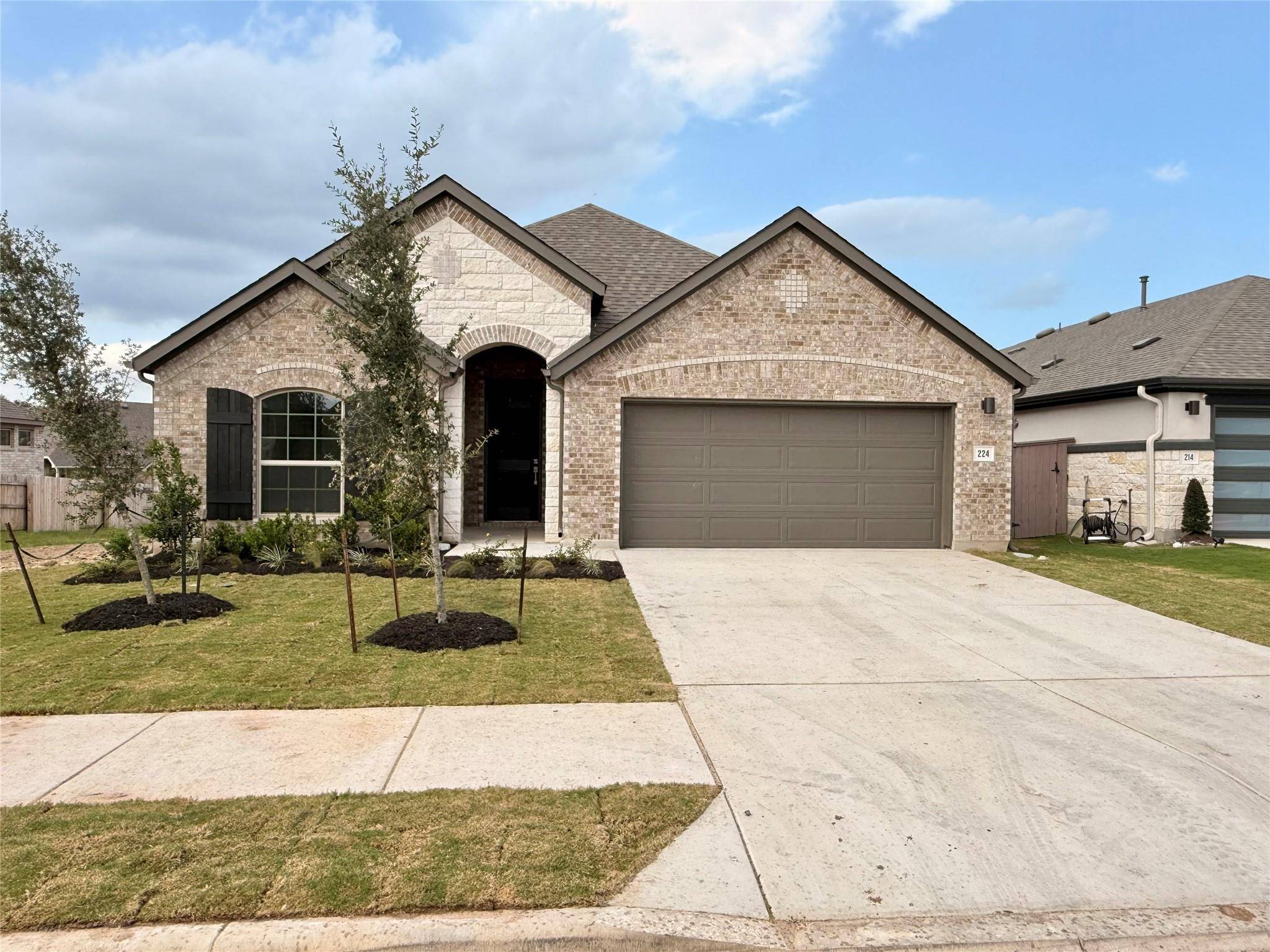 224 Du Bois LN, Kyle, TX 78640