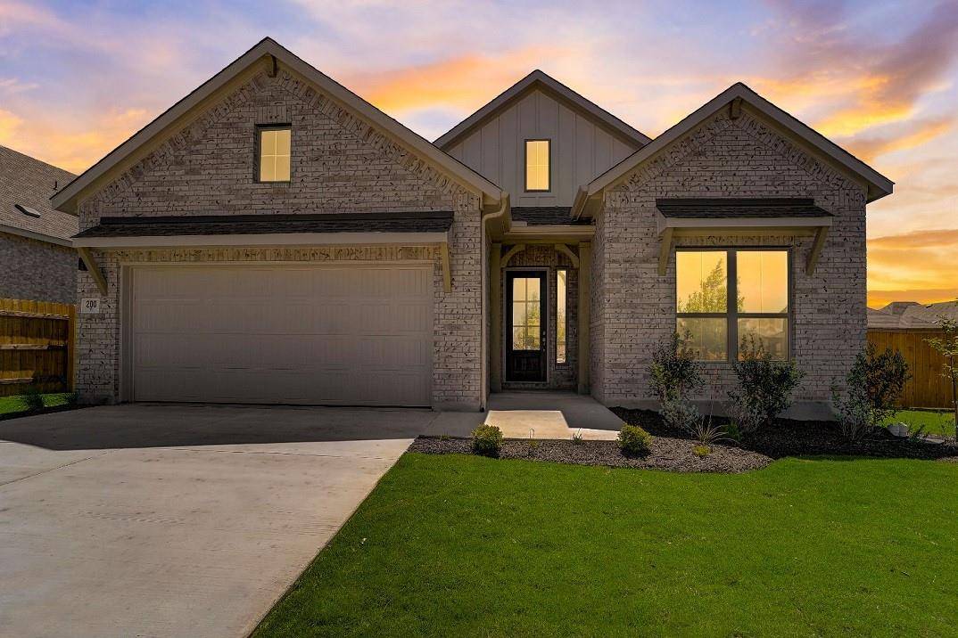 200 Bald Eagle LN, Kyle, TX 78640