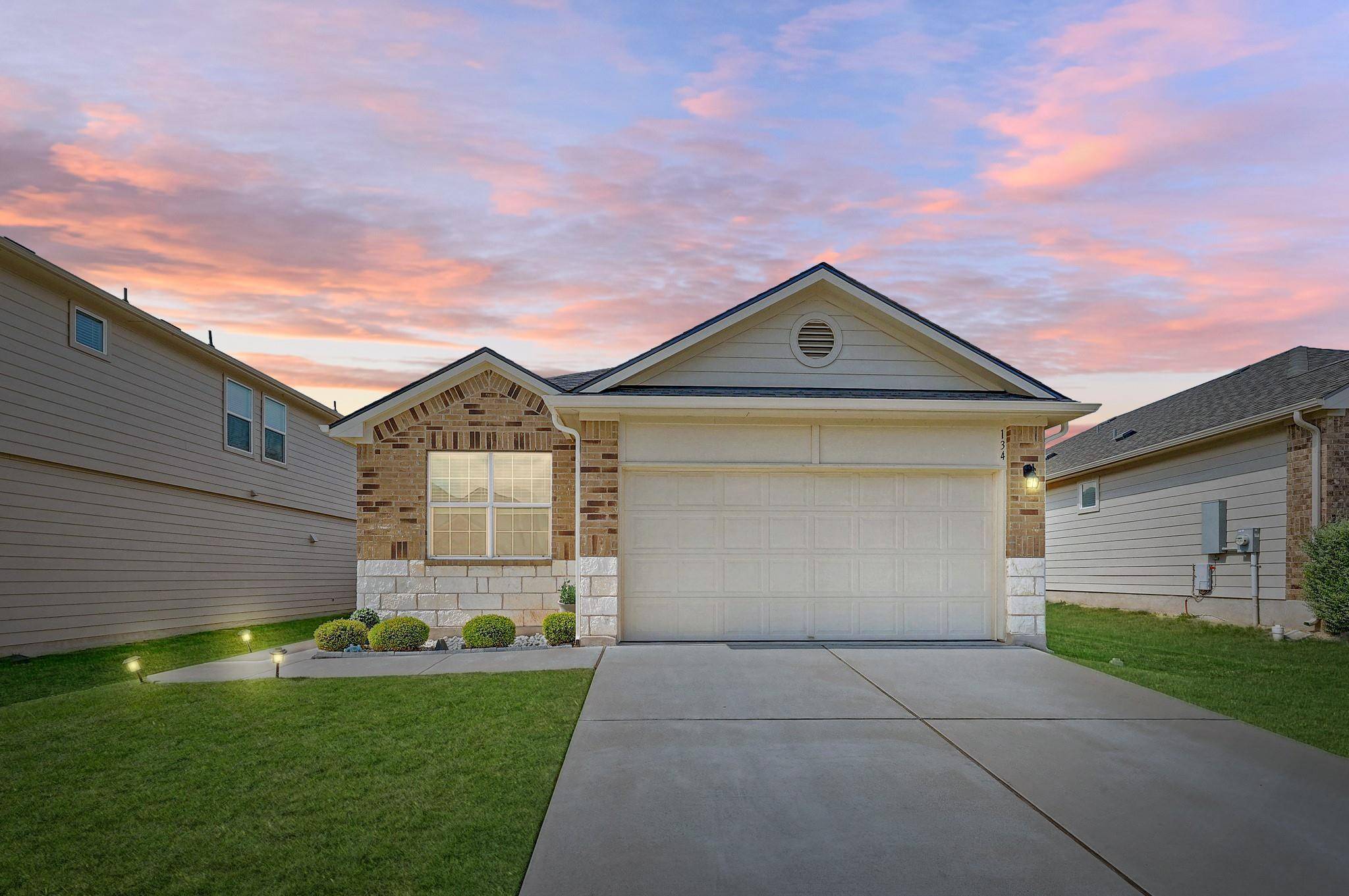 134 Lullaby DR, Georgetown, TX 78626