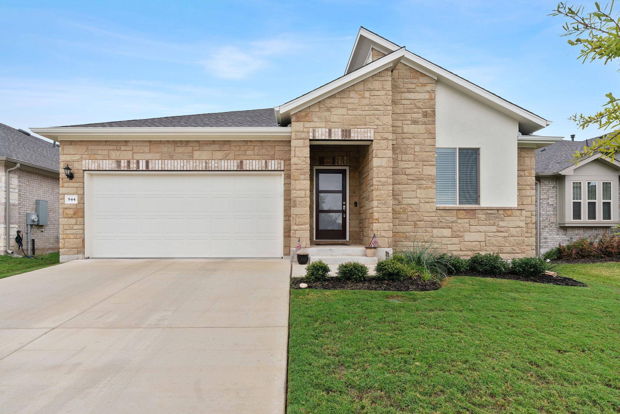 544 Elm Green ST, Hutto, TX 78634