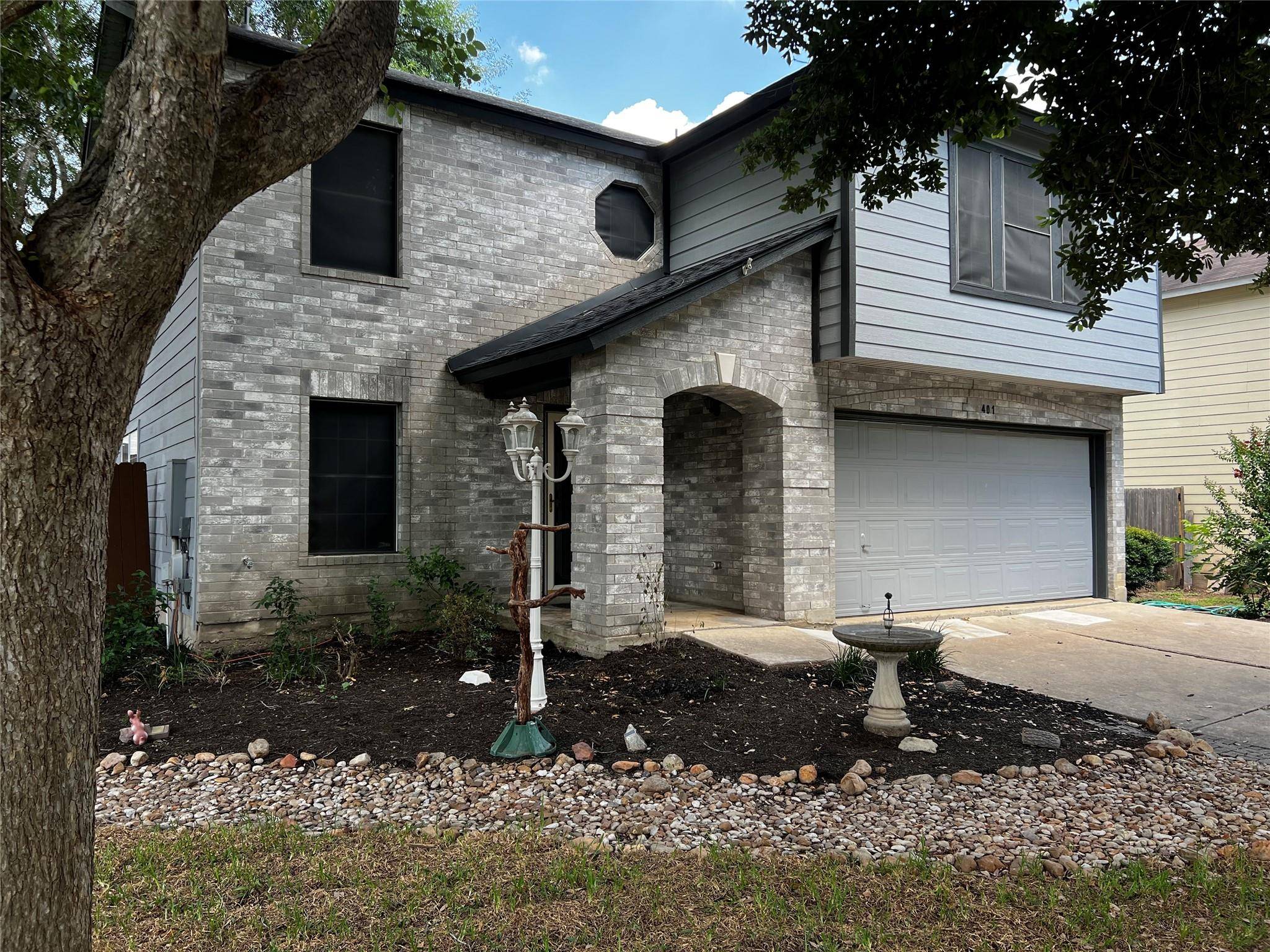 401 Fairfield DR, Kyle, TX 78640