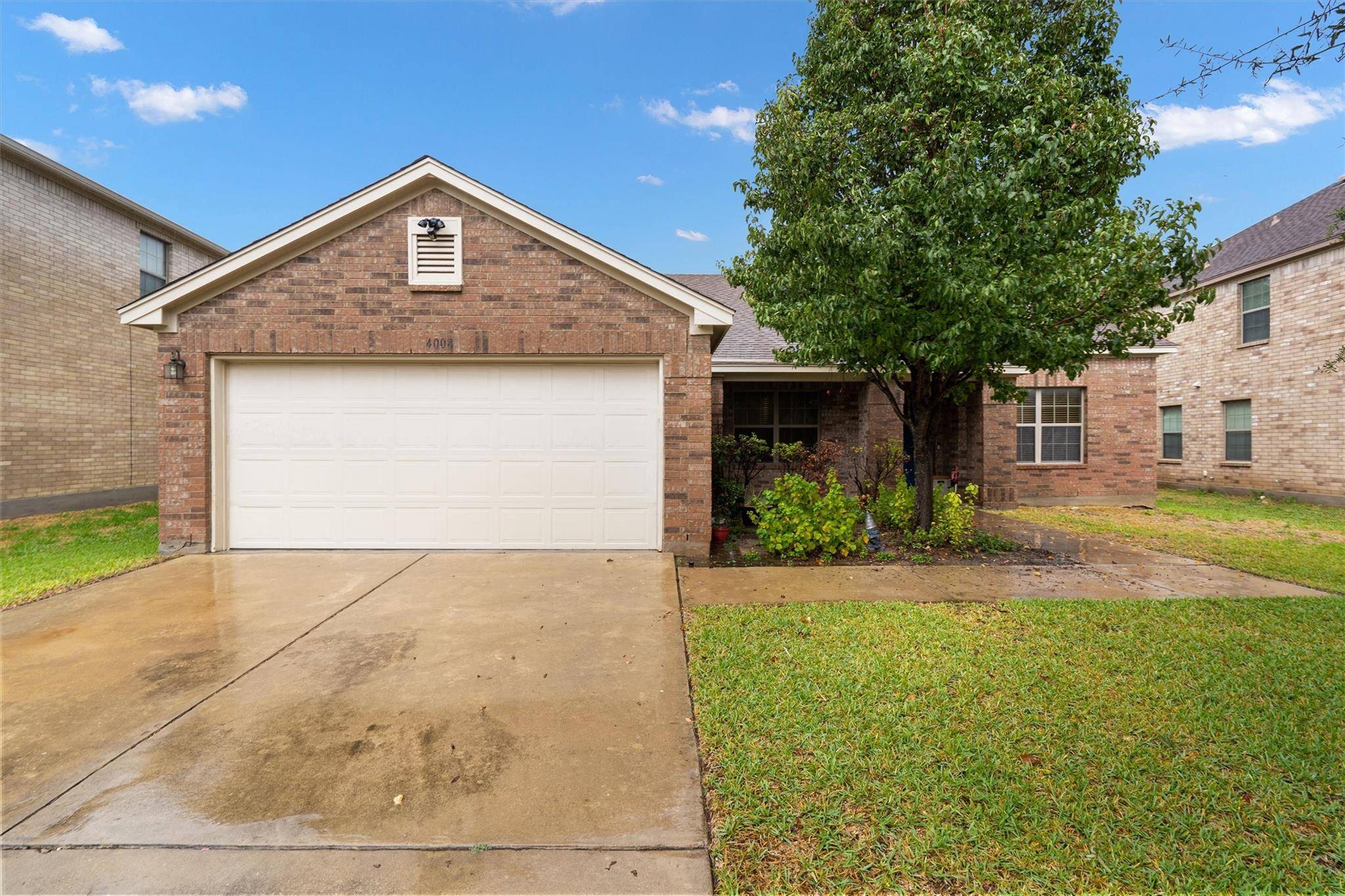 4008 Great Basin DR, Taylor, TX 76574