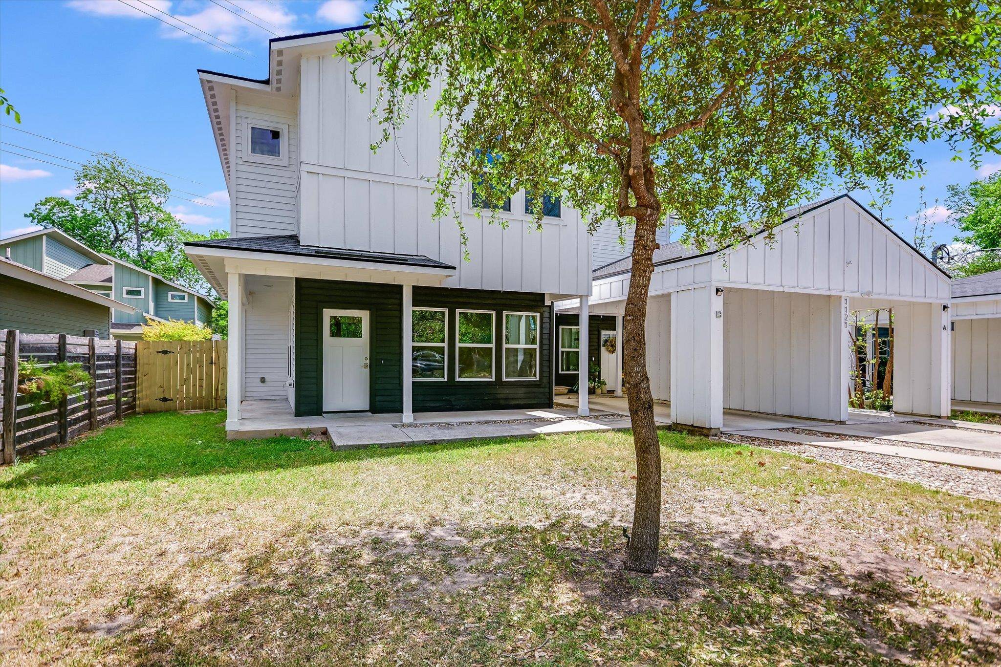 1121 Walton LN #B, Austin, TX 78721