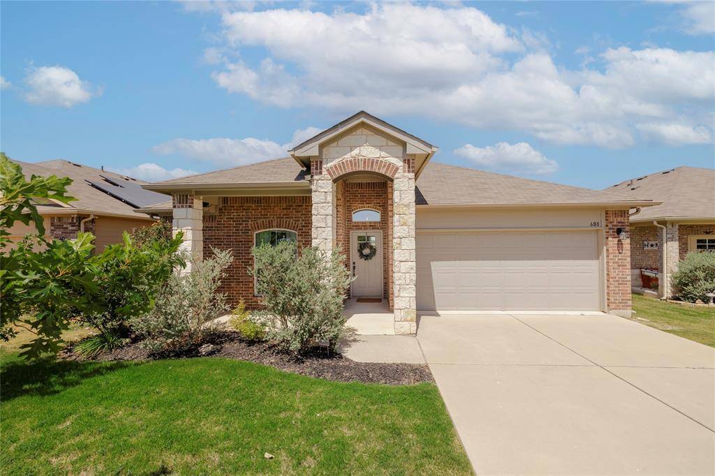 608 Donegal LN, Georgetown, TX 78626