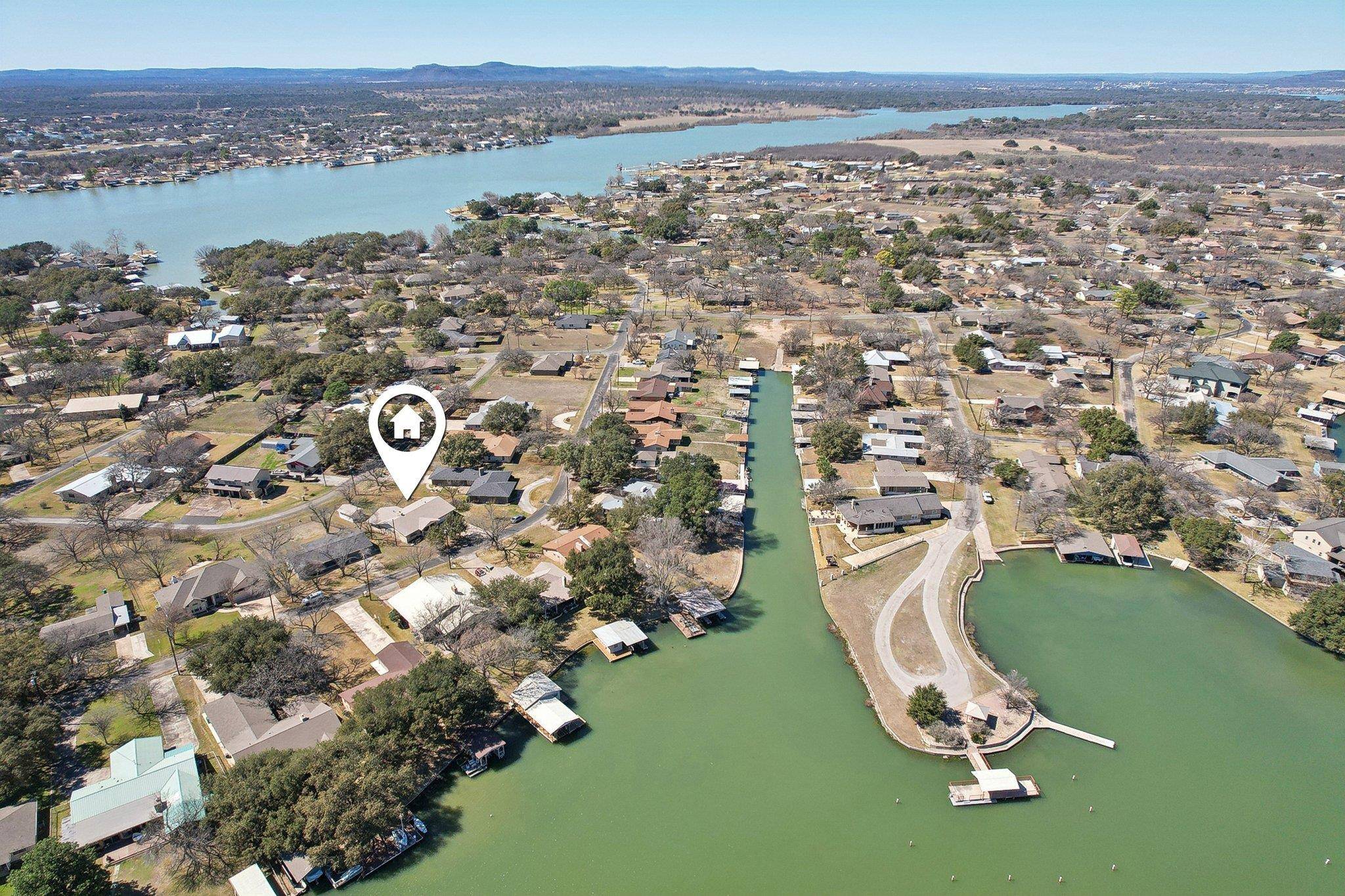 201 Flamingo CIR, Marble Falls, TX 78654
