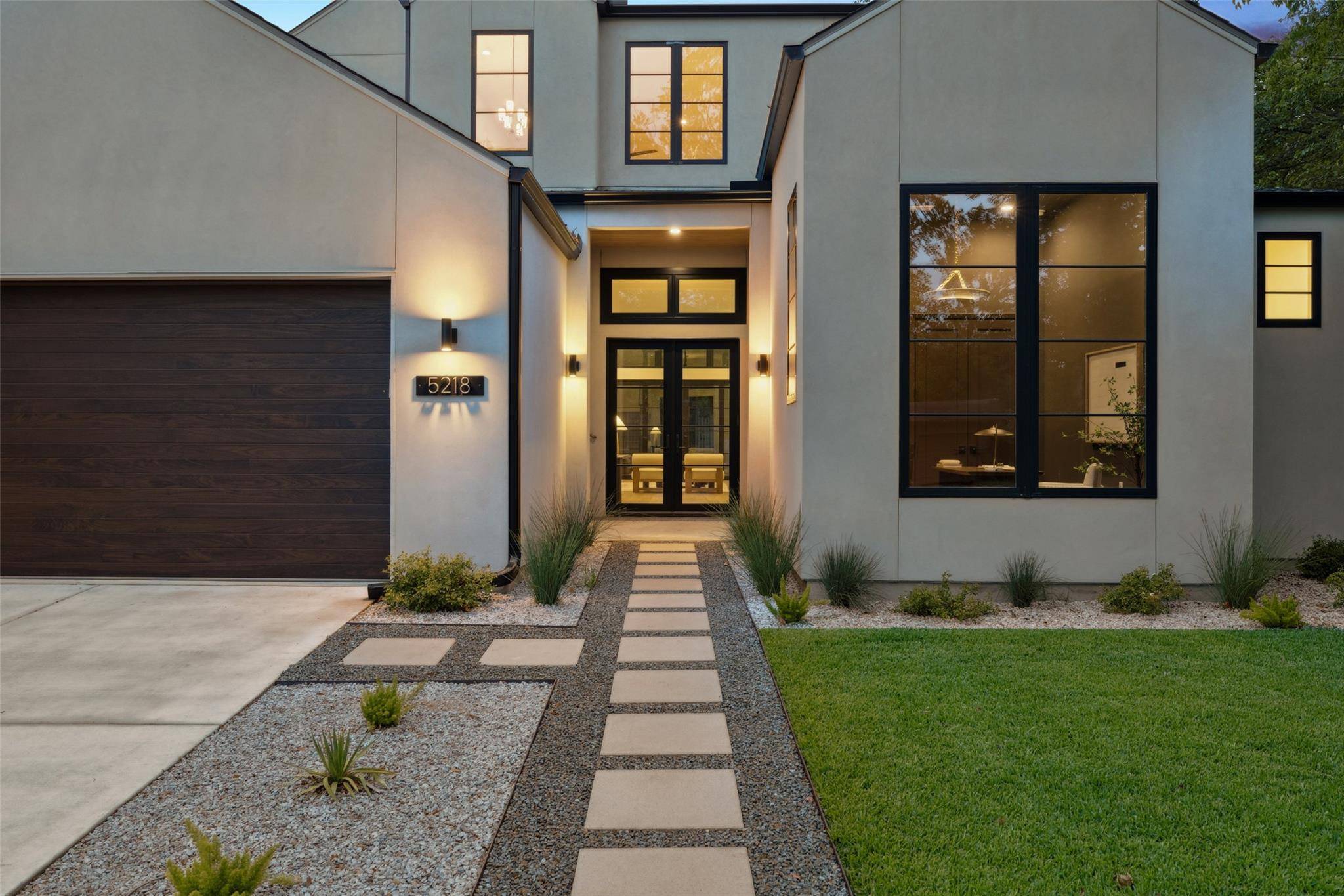 5218 Valley Oak DR, Austin, TX 78731