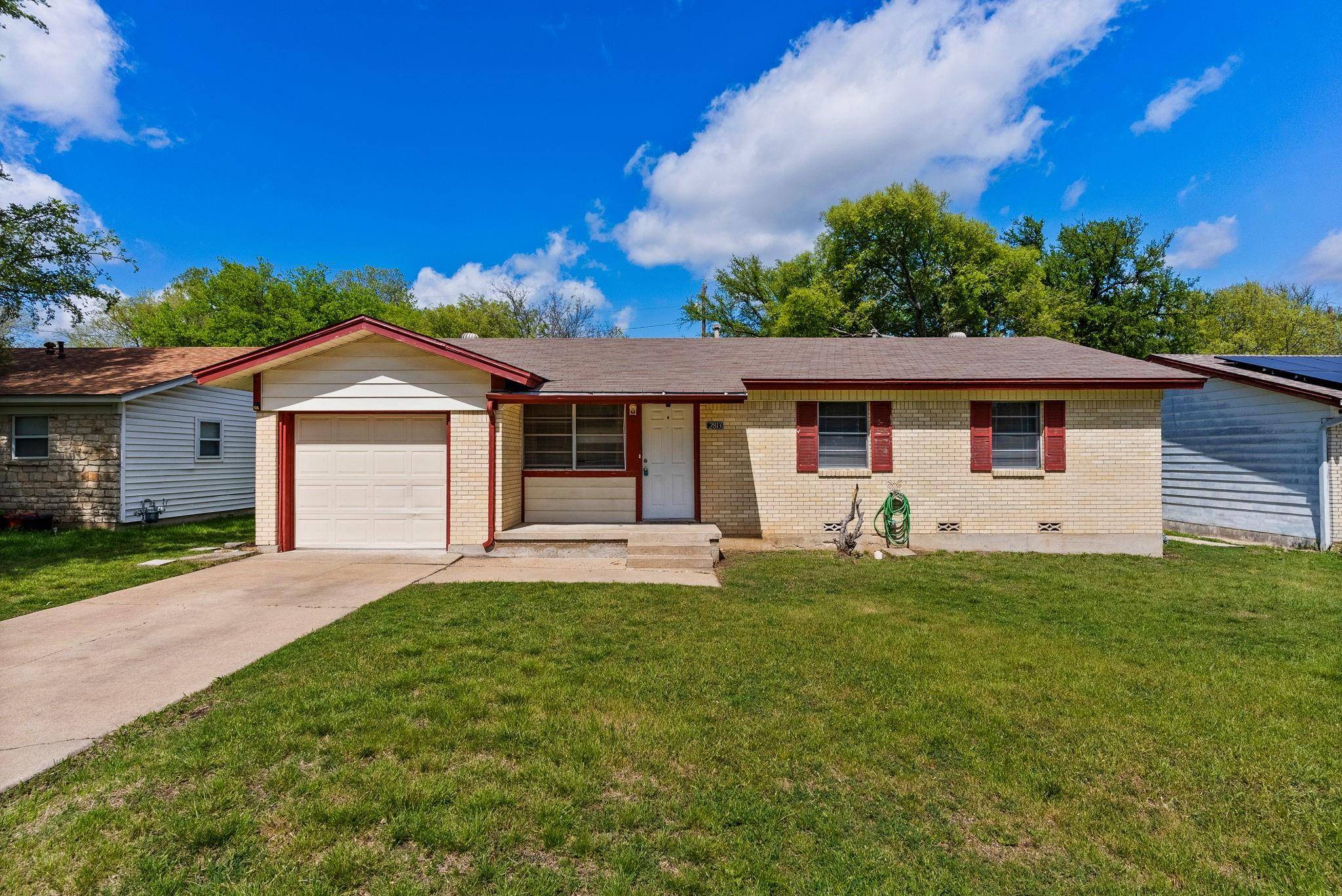 2813 Live Oak DR, Copperas Cove, TX 76522