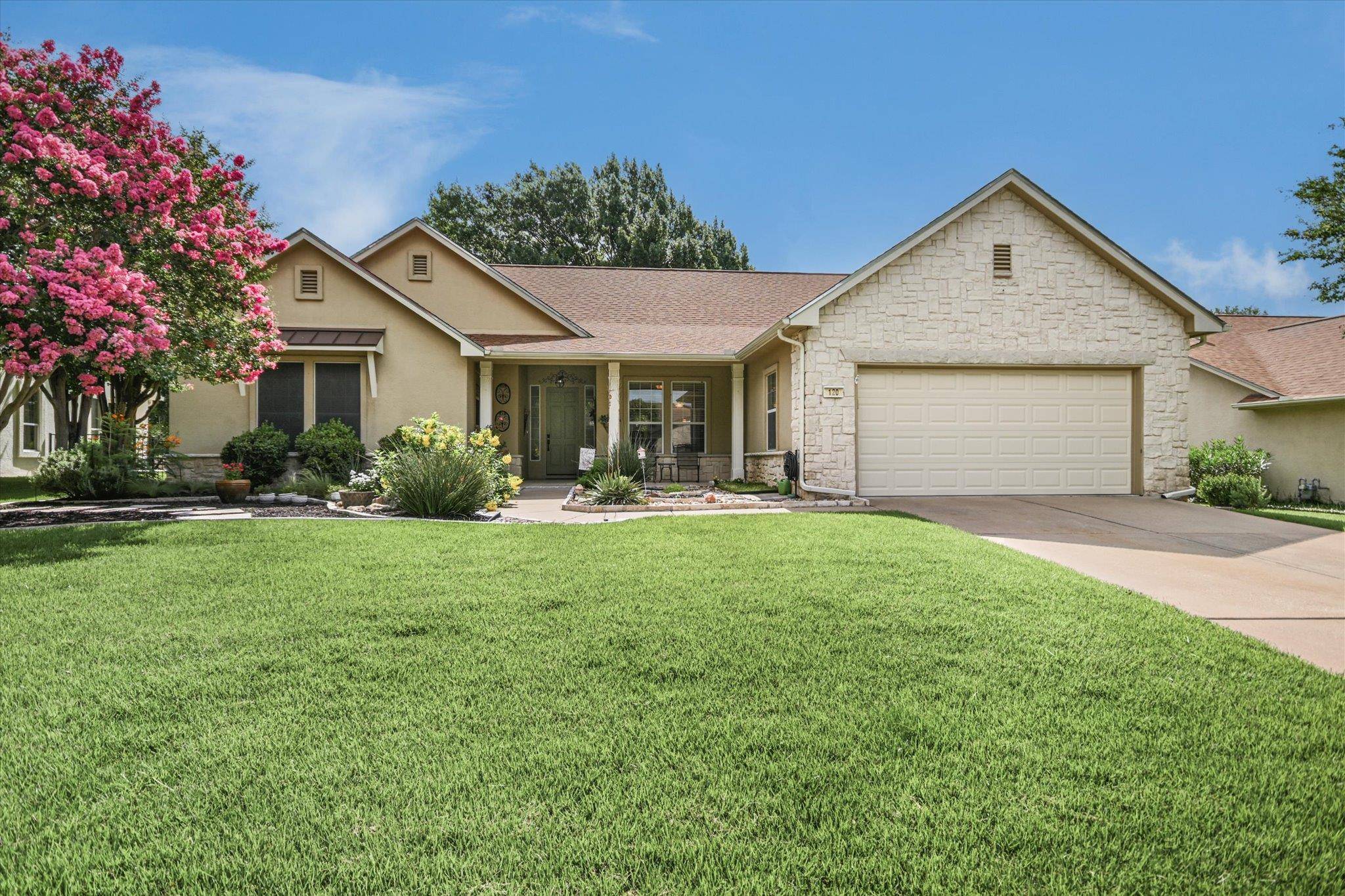 120 Cold Springs DR, Georgetown, TX 78633