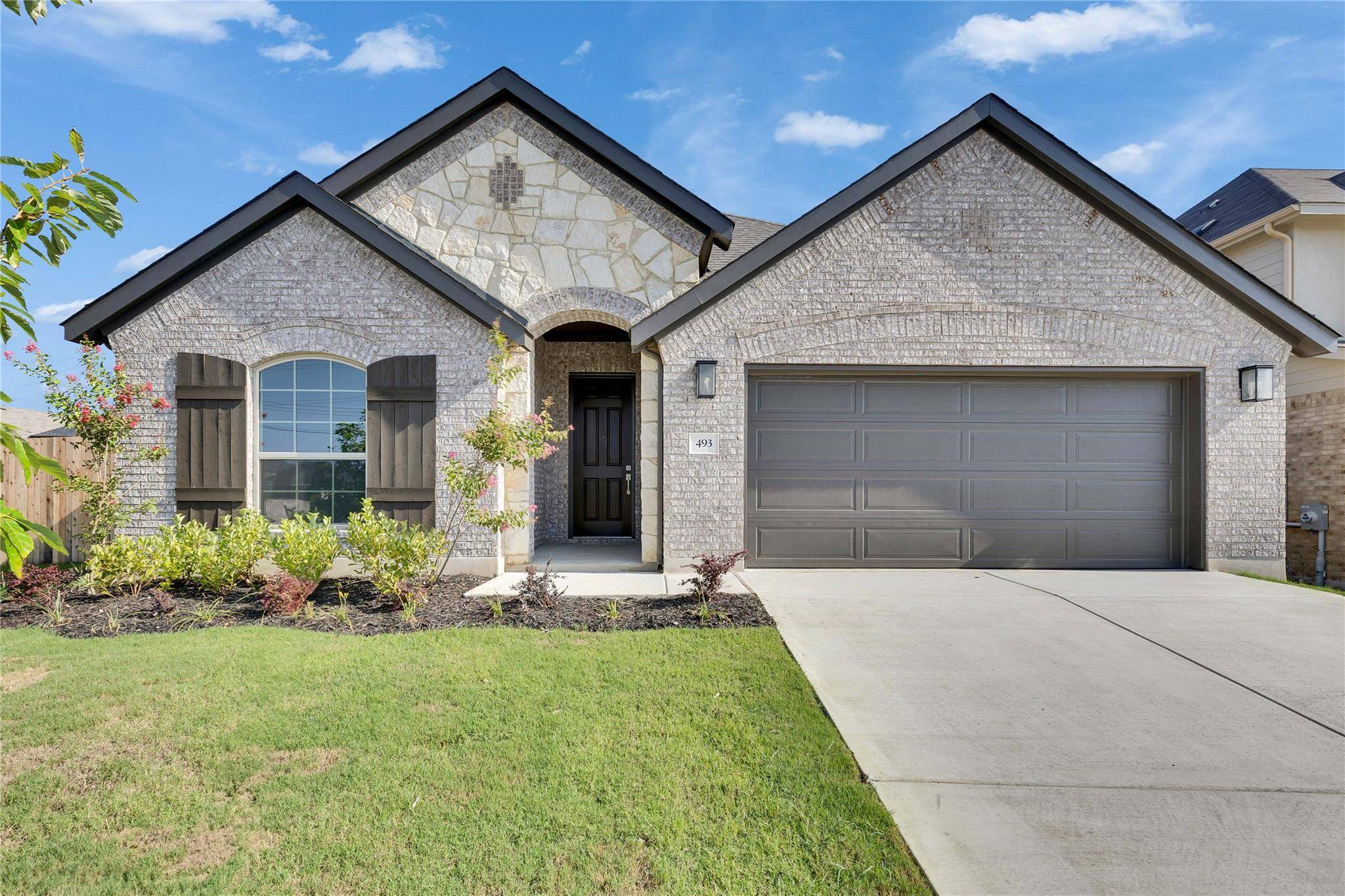 493 Sugar Cane RD, Buda, TX 78610