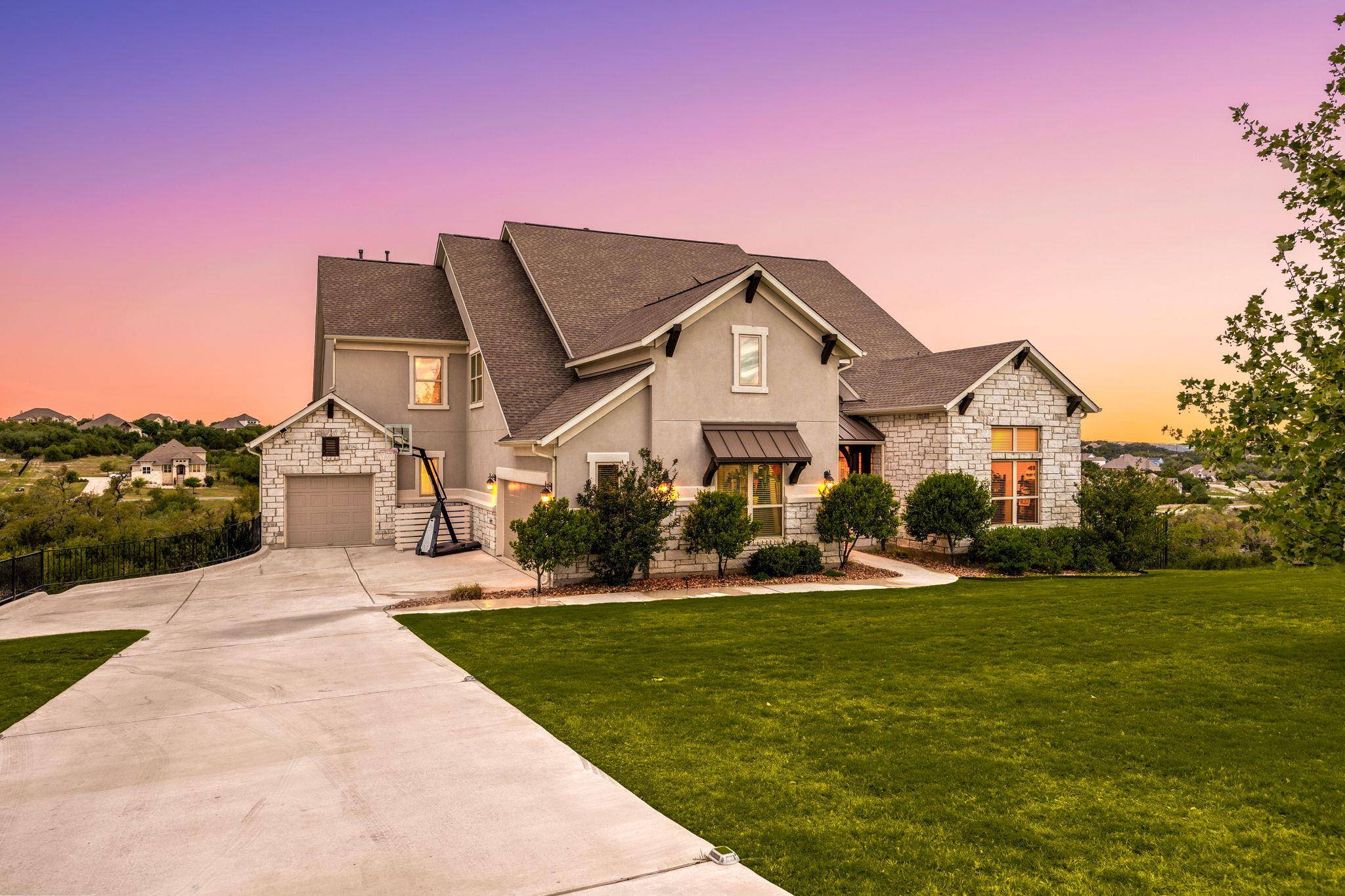 875 Spectacular Bid DR, Austin, TX 78737