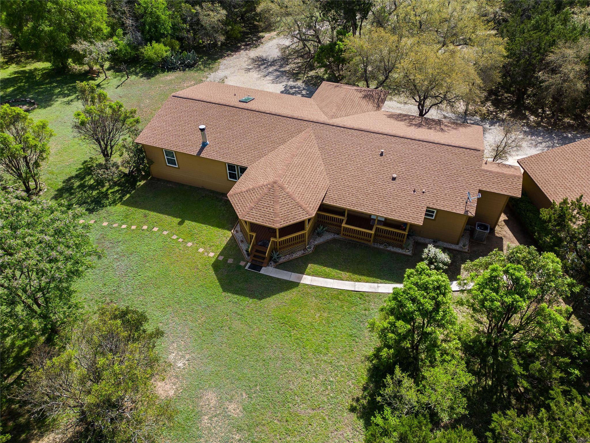 638 DEER FOREST DR, Pipe Creek, TX 78063