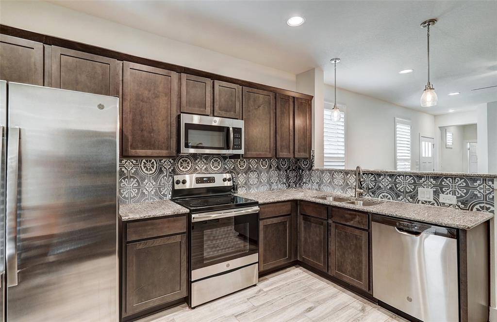 1801 Roseburg DR #29, Austin, TX 78754
